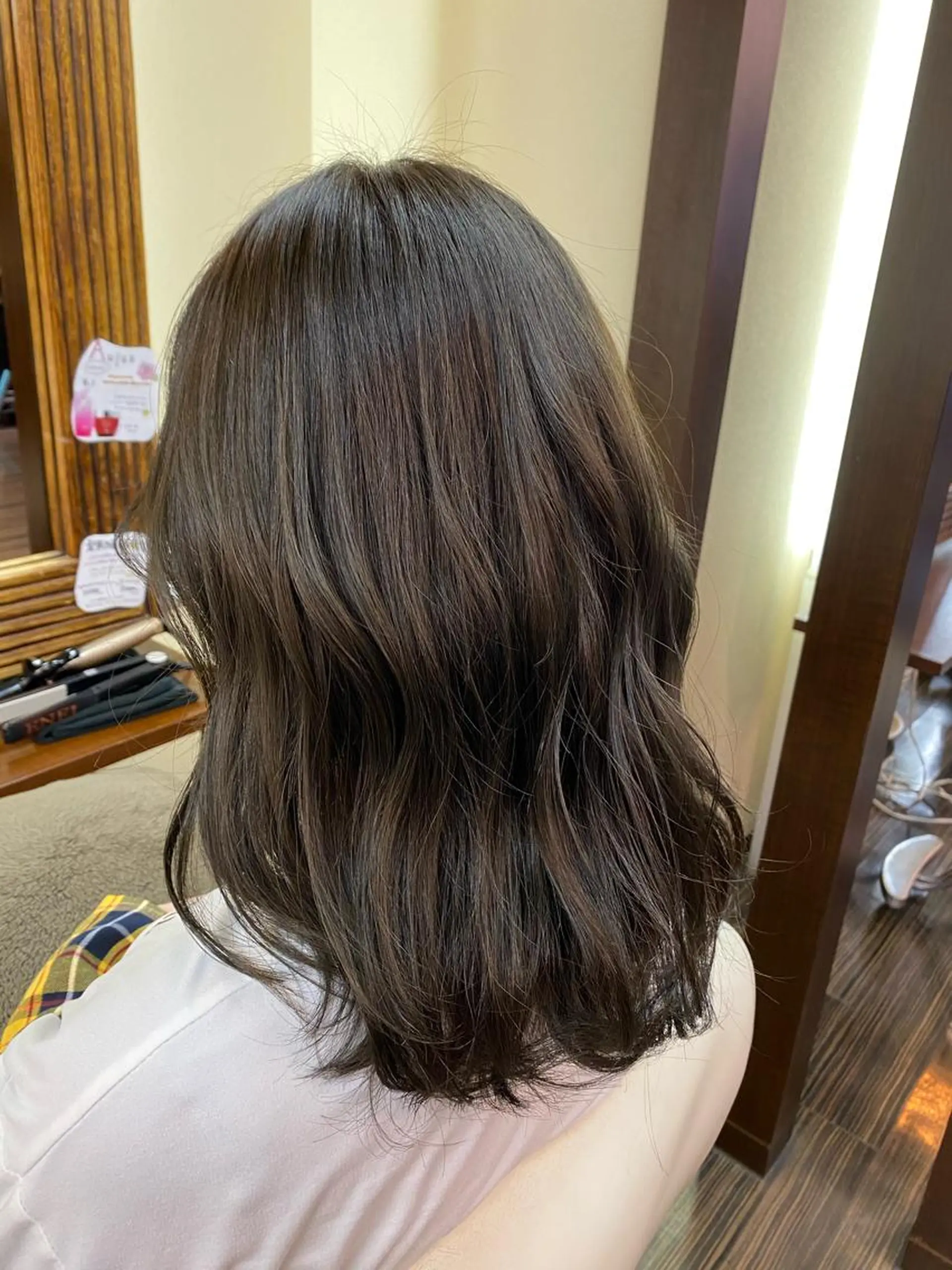 セミロング カラー ヘアアレンジ 加藤 瑠美のヘアスタイル