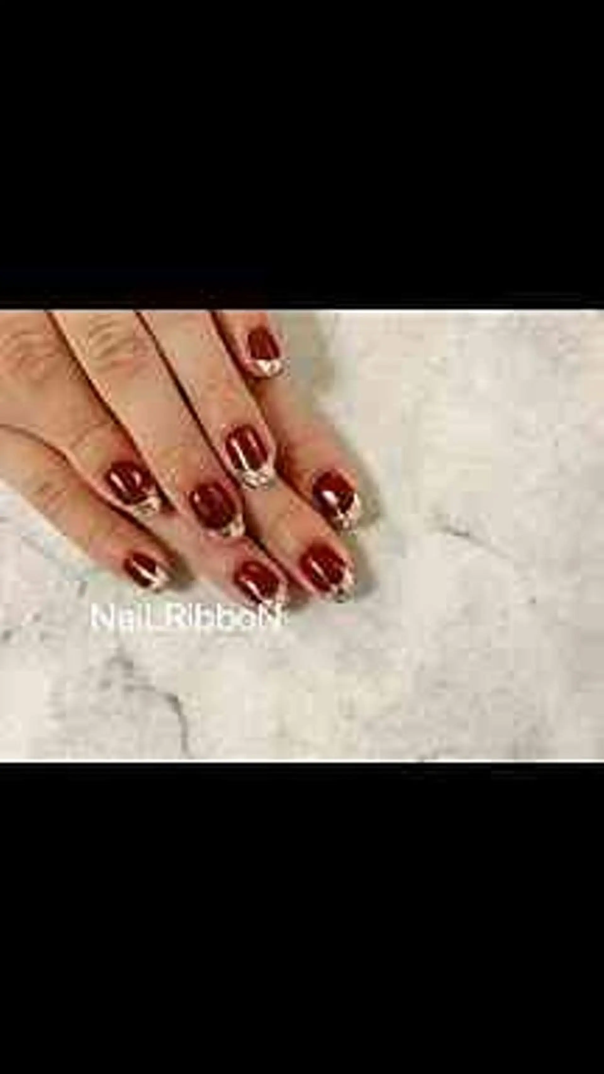 ネイル ネイルリボン 受付スタッフのネイルデザイン