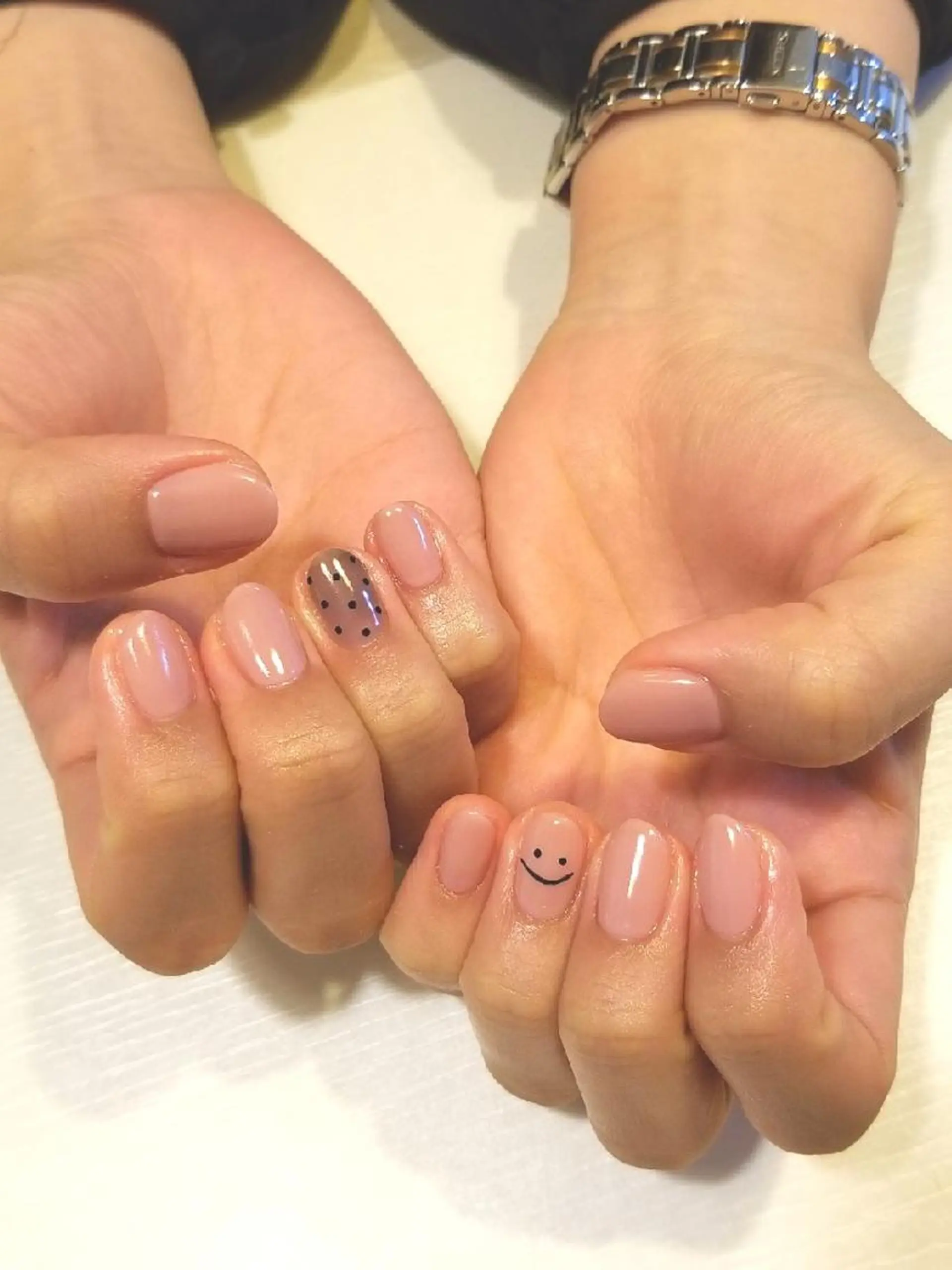 ネイル アートネイル ドット ワンカラーネイル nijiiro🌈 サトウのネイルデザイン