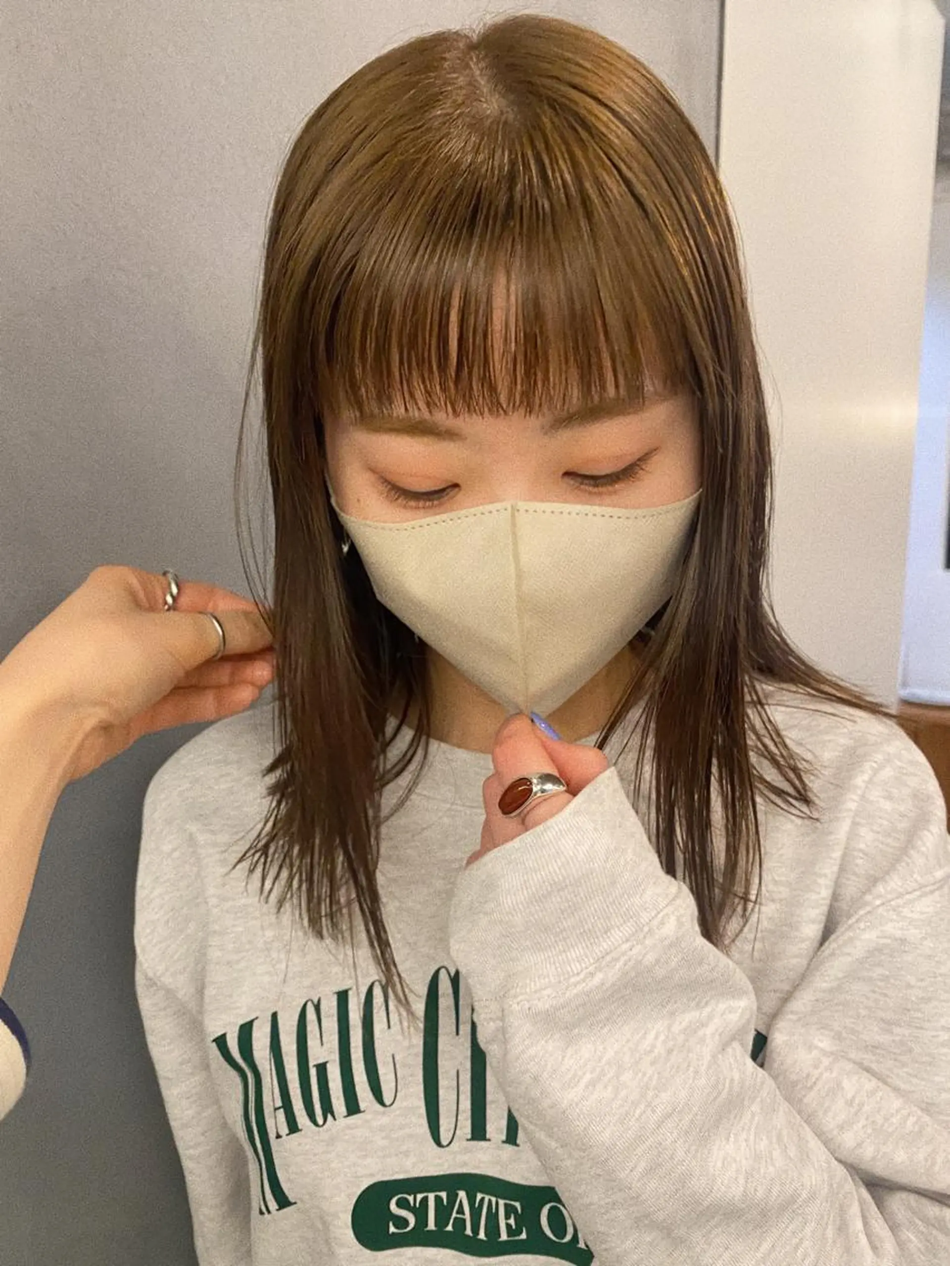 ミディアム カラー ブリーチ ダブルカラー ブリーチなしカラー 砂原 ひよりのヘアスタイル