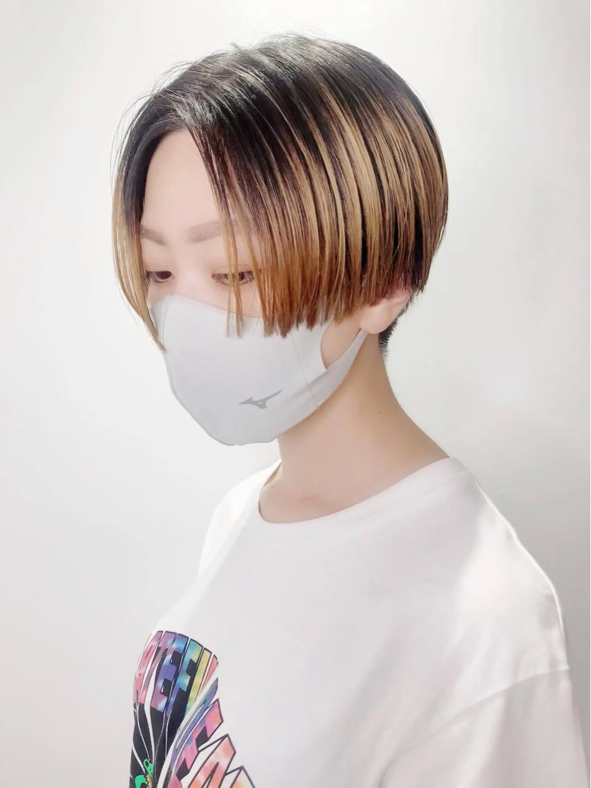 ショート シンプル+αな デザインを 松崎陸のヘアスタイル