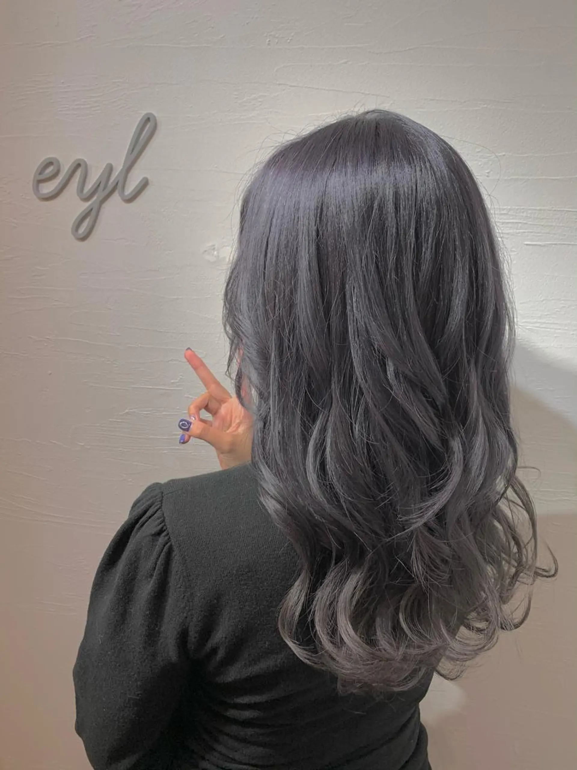 ロング カラー ベージュカラー ブリーチ ブロンド グレージュ ラベンダーカラー 💎赤み消しカラー 特化型デザイナー💎のヘアスタイル