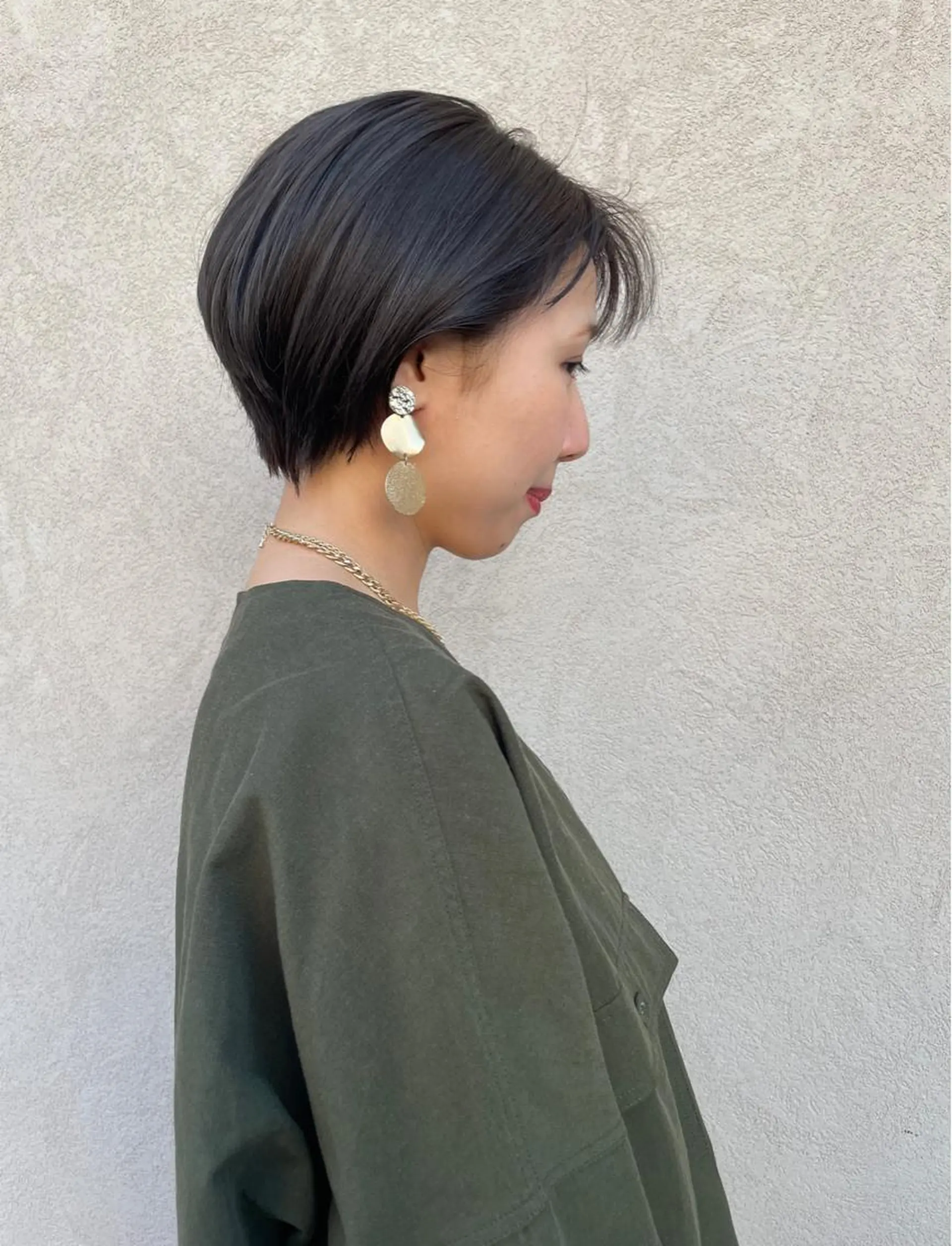 ショート カラー 渡辺 瑠美のヘアスタイル