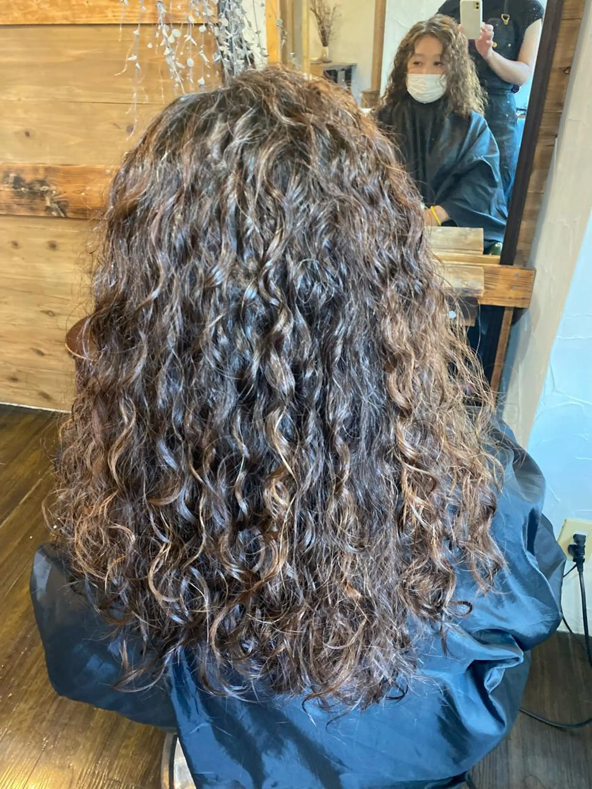 パーマ 渋田 ゆかりのヘアスタイル