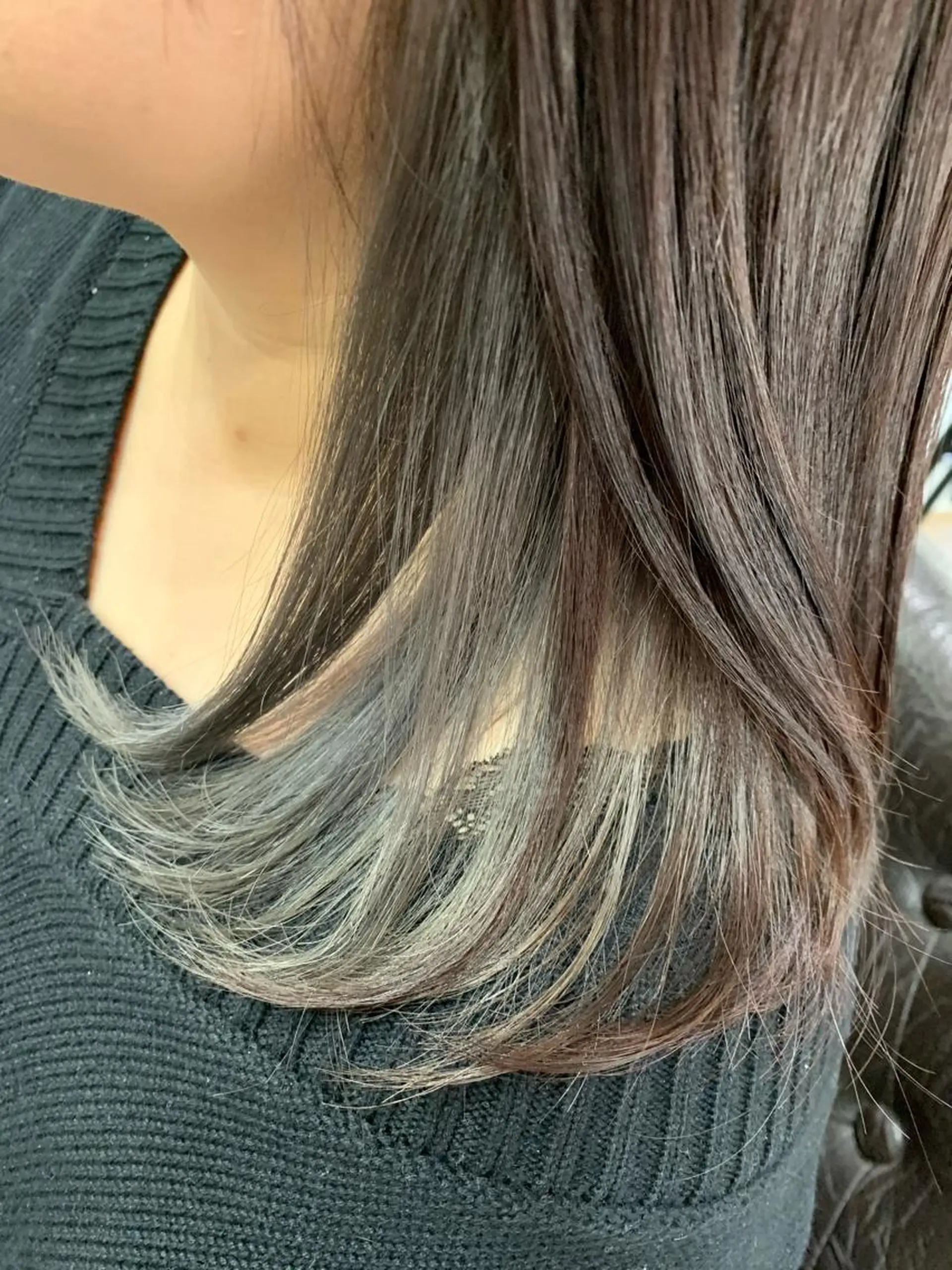 セミロング カラー R ri R takagiのヘアスタイル