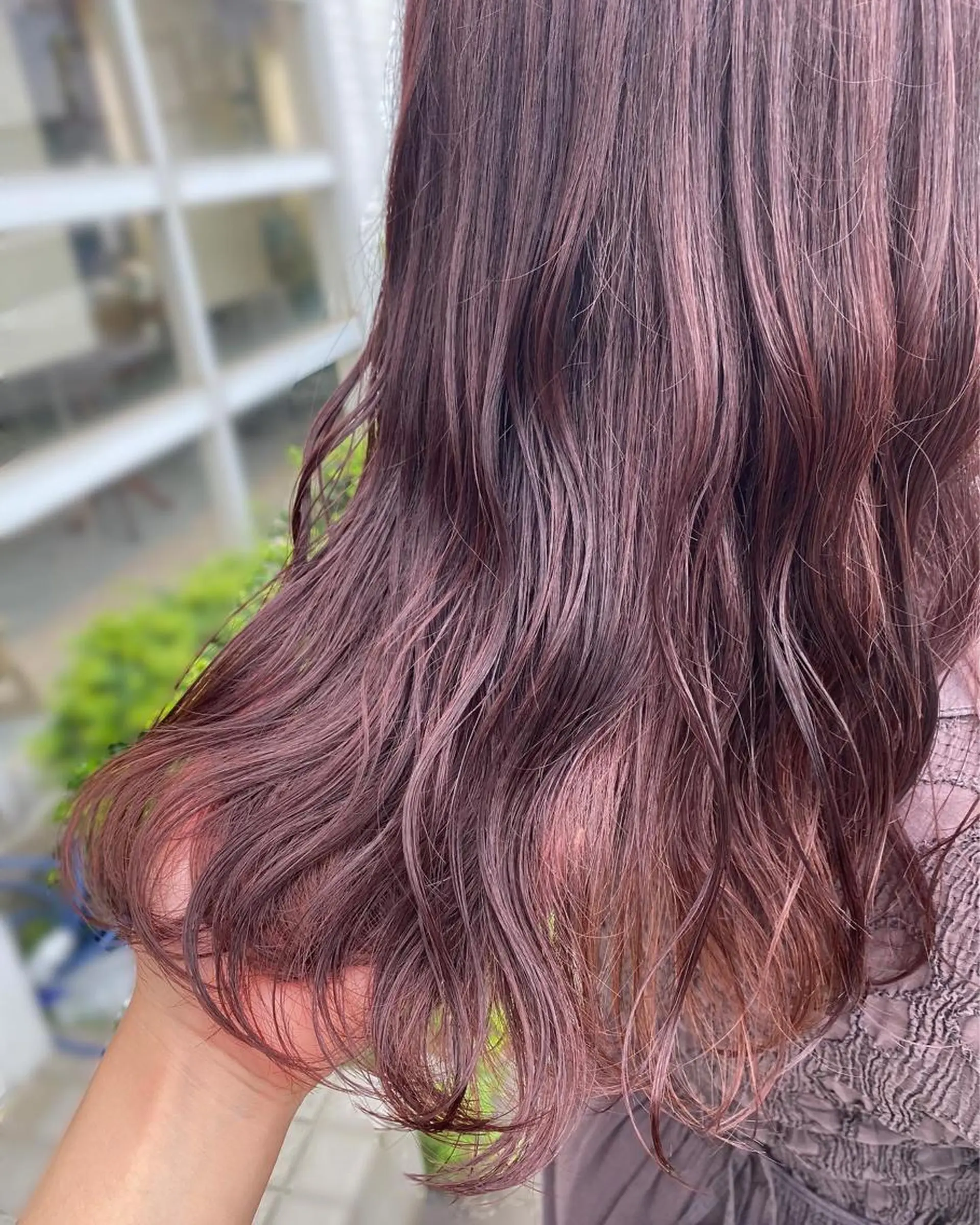 ロング カット ヘアカラー Number CHIHIROのヘアスタイル
