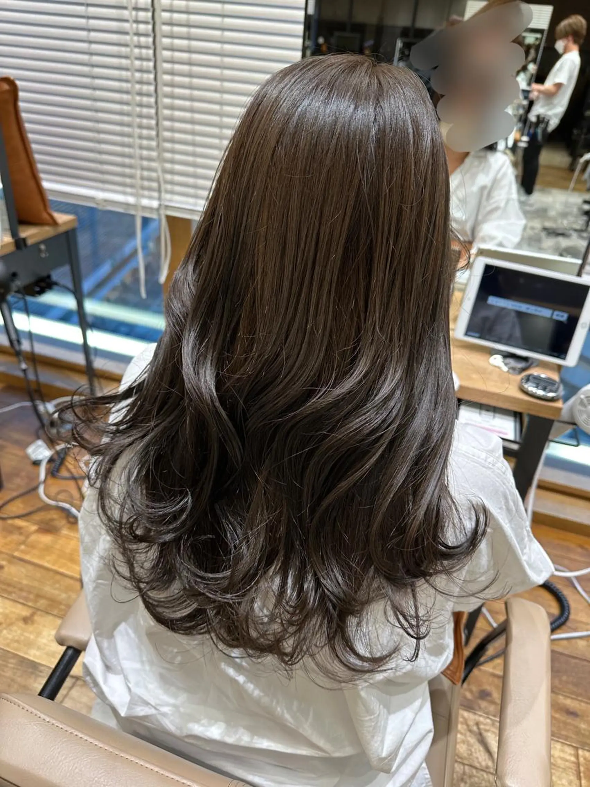 ロング カラー ロングレイヤー ベージュカラー ブラウンカラー ブラウンベージュ 透明感カラー 顔周り/くびれヘア 韓国ヘア💕風間るなのヘアスタイル