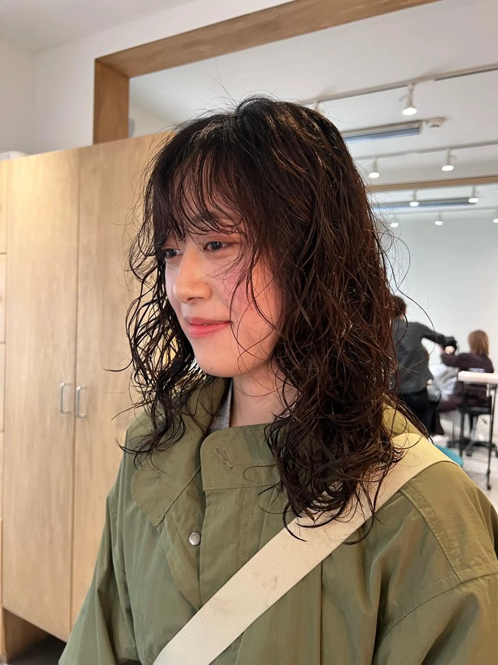 ミディアム パーマ ミディアムパーマ /癖毛パーマのヘアスタイル