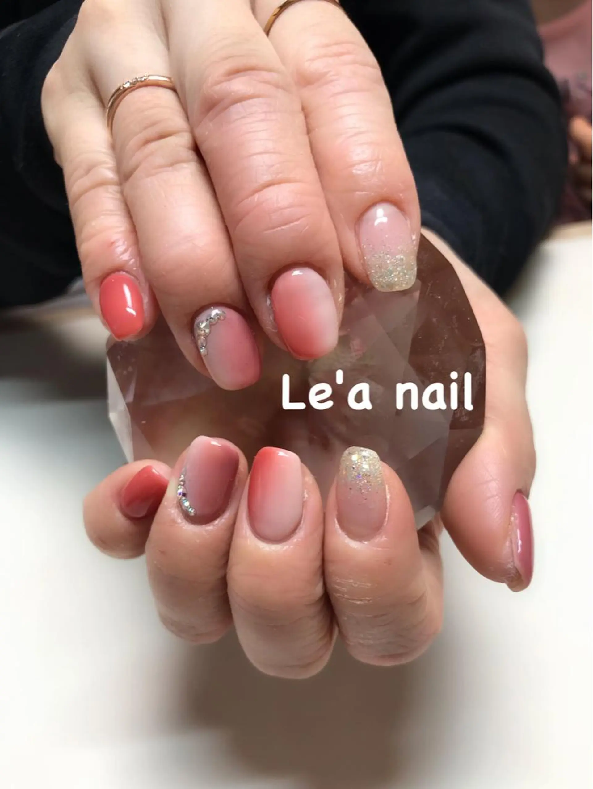 ネイル ハンドネイル 'mm  (ミリ) ＭＡＮＡＭＩのネイルデザイン