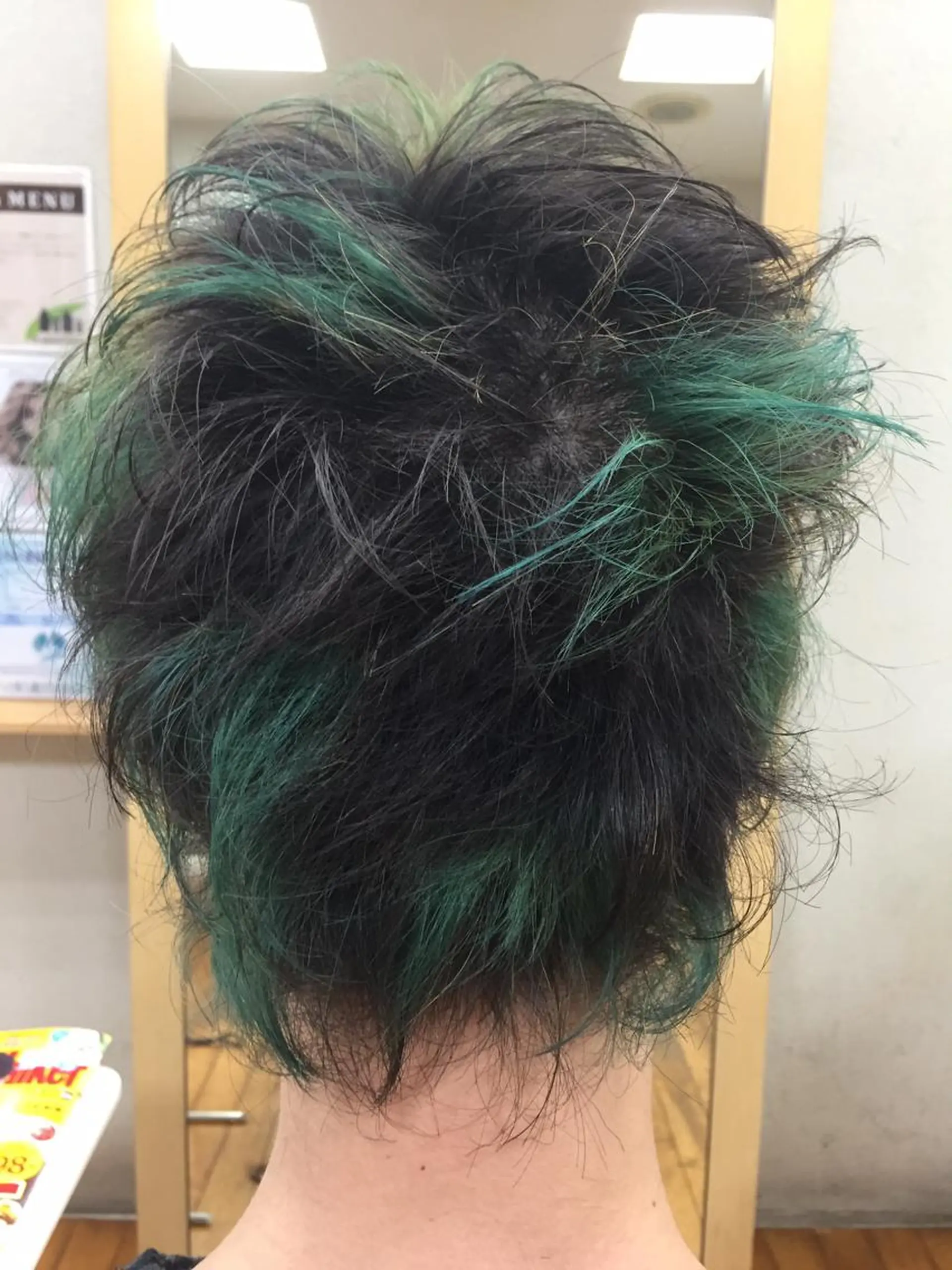 ショート ハイライト カット ヘアカラー 香川 裕基のヘアスタイル