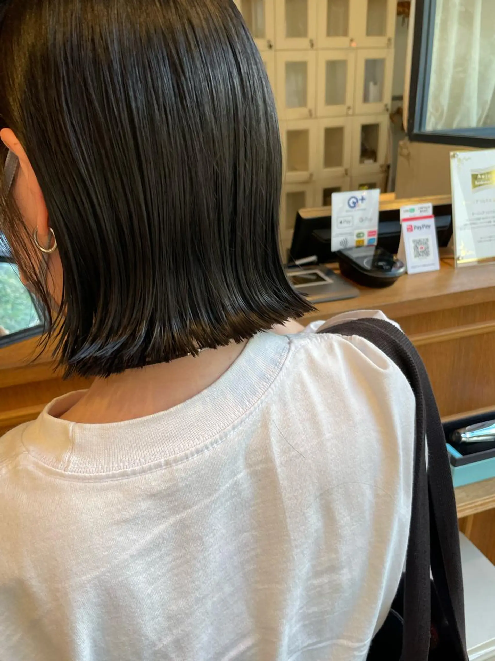 ミディアム カラー パーマ ヘアアレンジ 外ハネヘア カット 抜け感ボブ×パーマ |kazaneのヘアスタイル