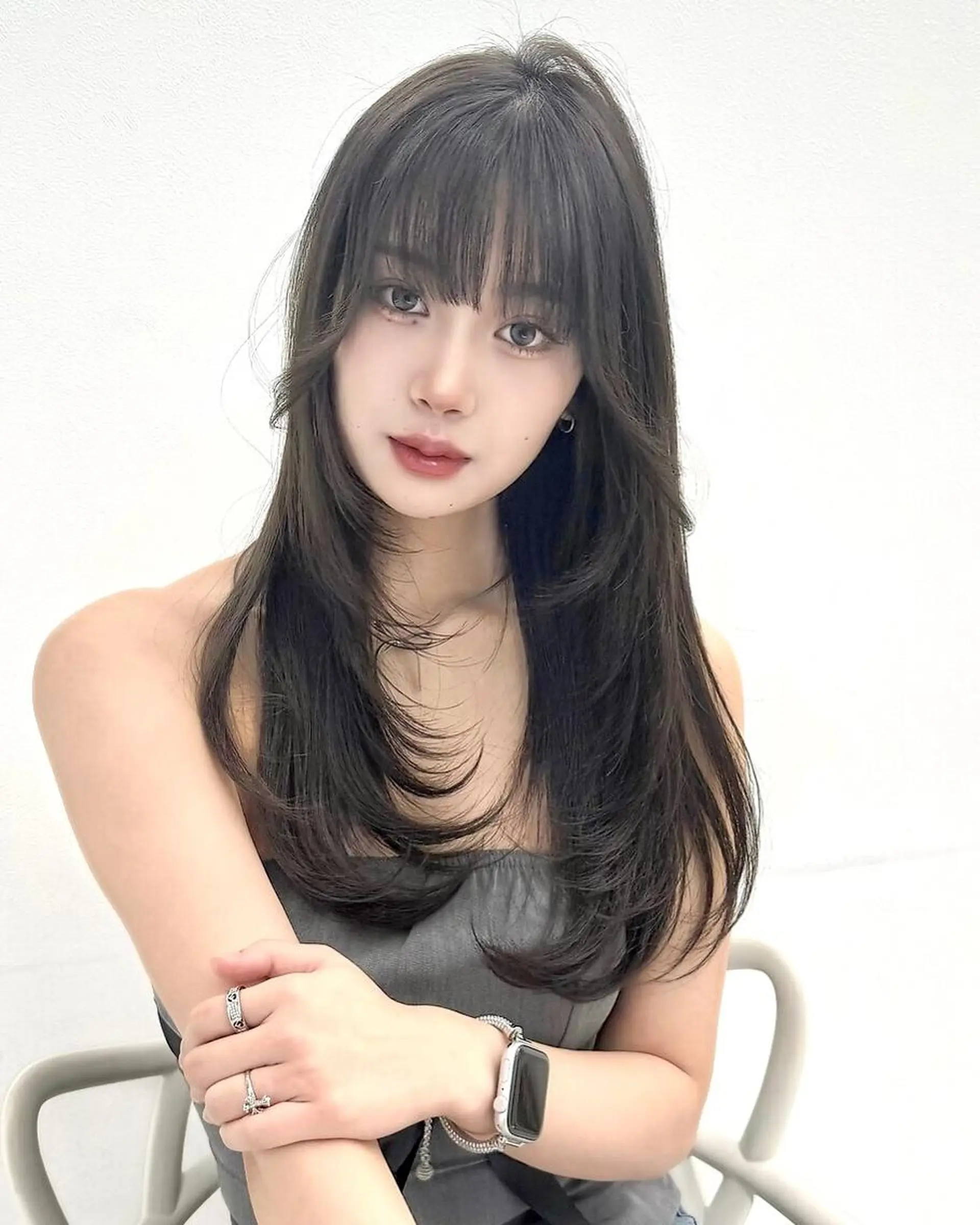 カラー 暗髪透明感ヘア🩶 銀座TUNEのヘアスタイル