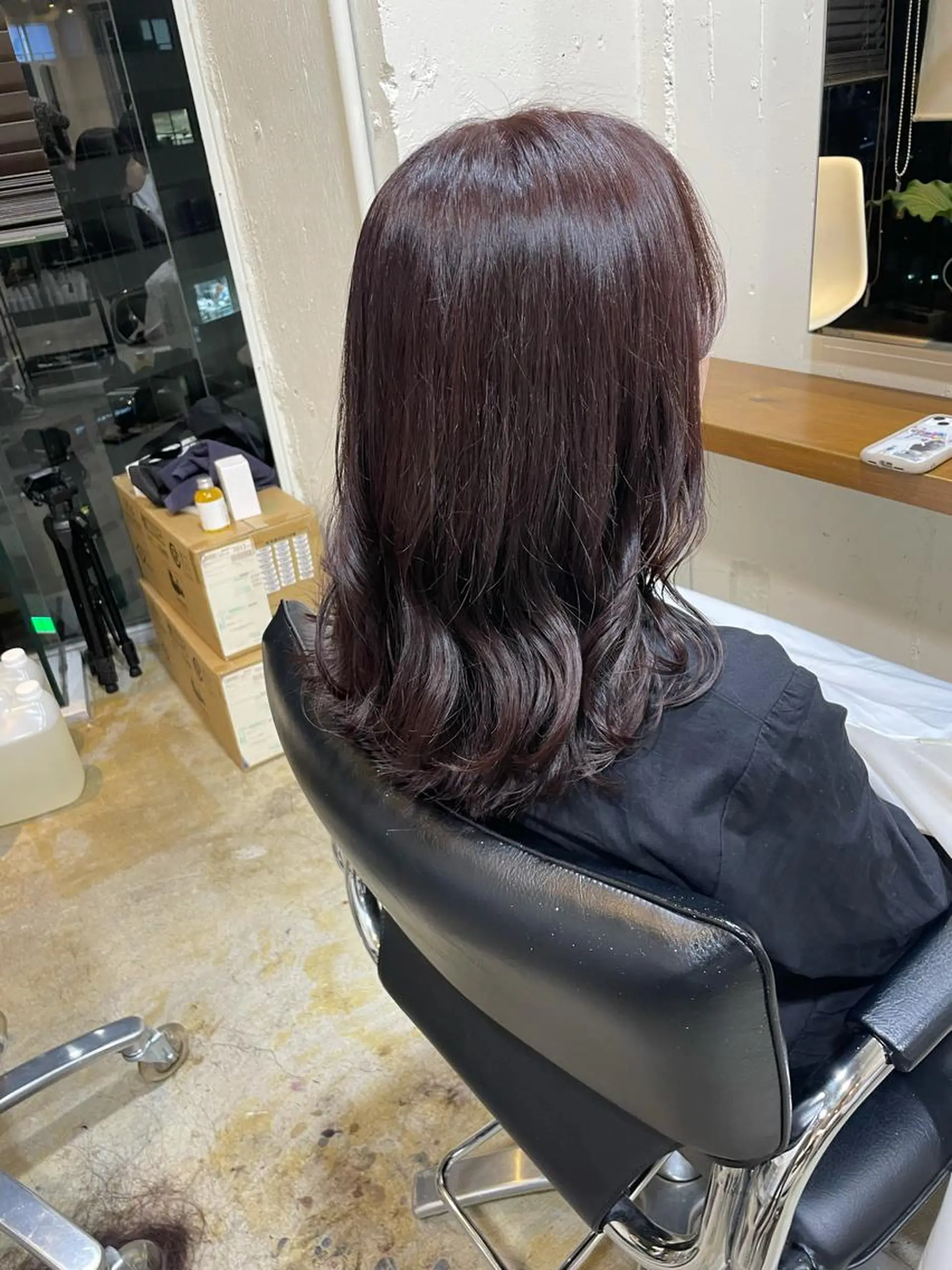 ミディアム カラー ブリーチ ラベンダーカラー ラベンダーピンク ブリーチなしカラー ピンクカラー カット ヘアカラー トリートメント MIOベージュカラー 柔らかいカラーのヘアスタイル
