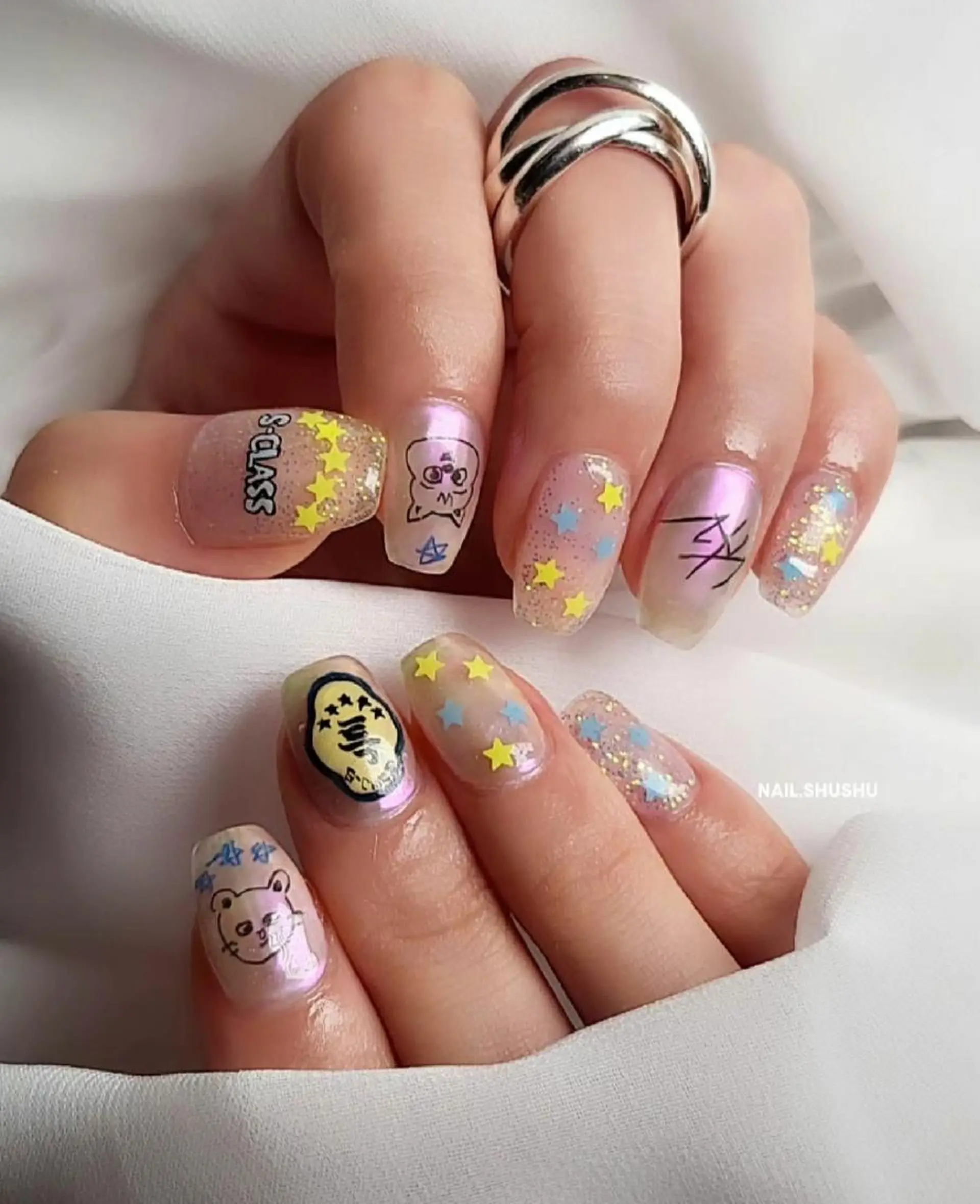 ネイル 持ち込み ニュアンスネイル ワンカラーネイル シンプルネイル 夏ネイル 3dパーツ/流行り 👧shushu❤️のネイルデザイン