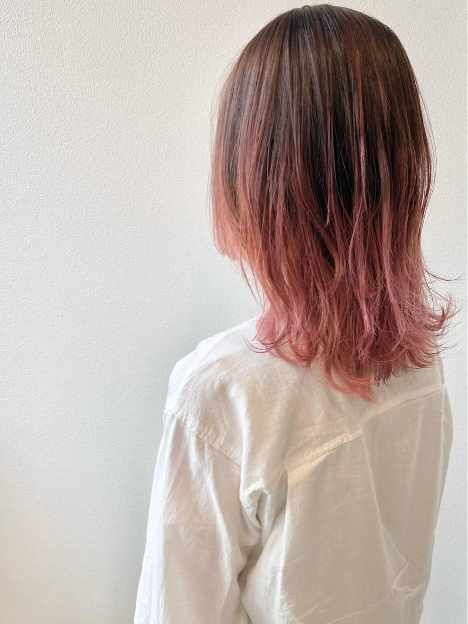 セミロング ヘアカラー トリートメント MYRTLE TSUNODAのヘアスタイル