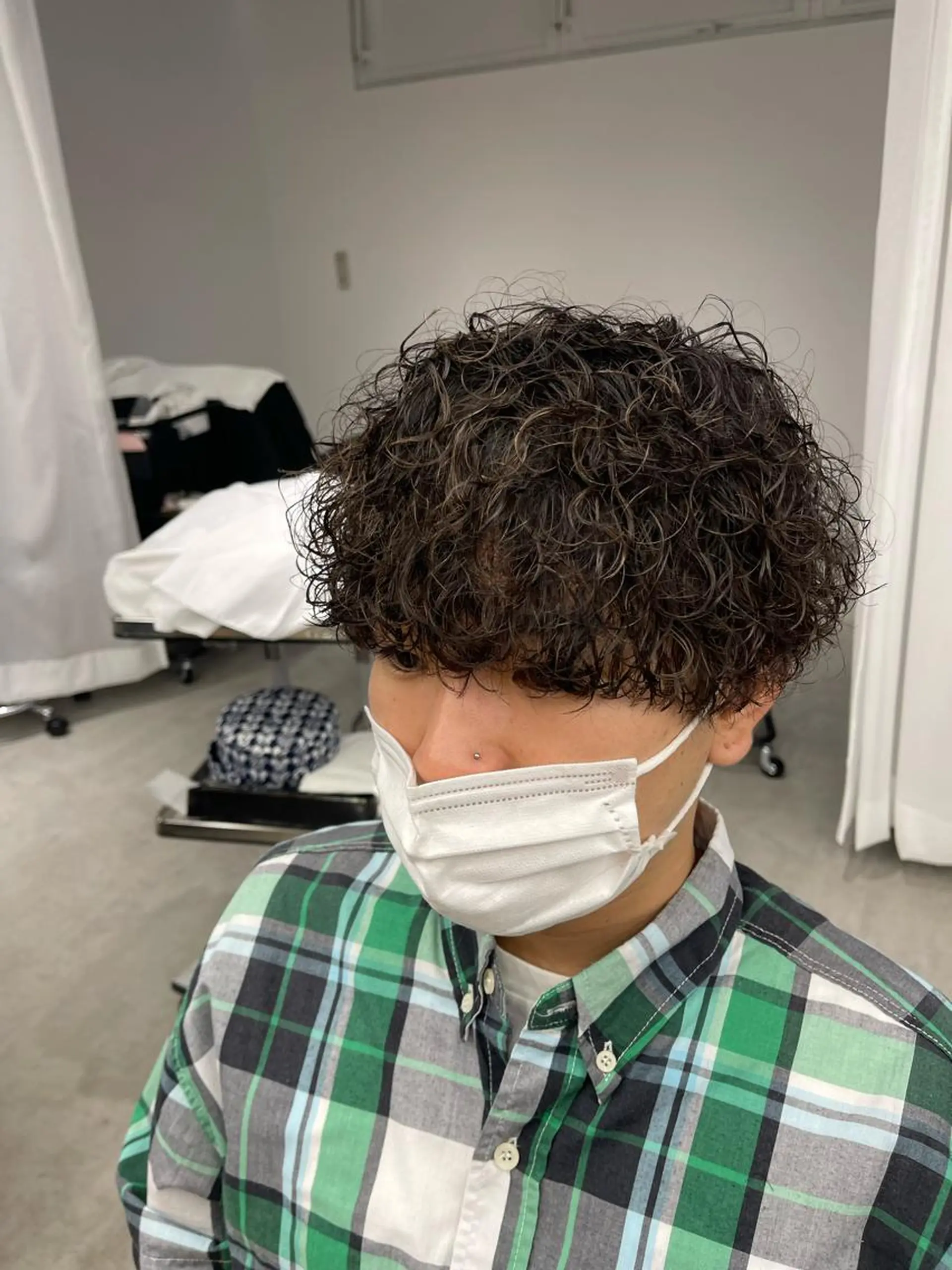 ショート パーマ メンズ メンズパーマ プードルパーマ プードルパーマ 石井 光星のヘアスタイル