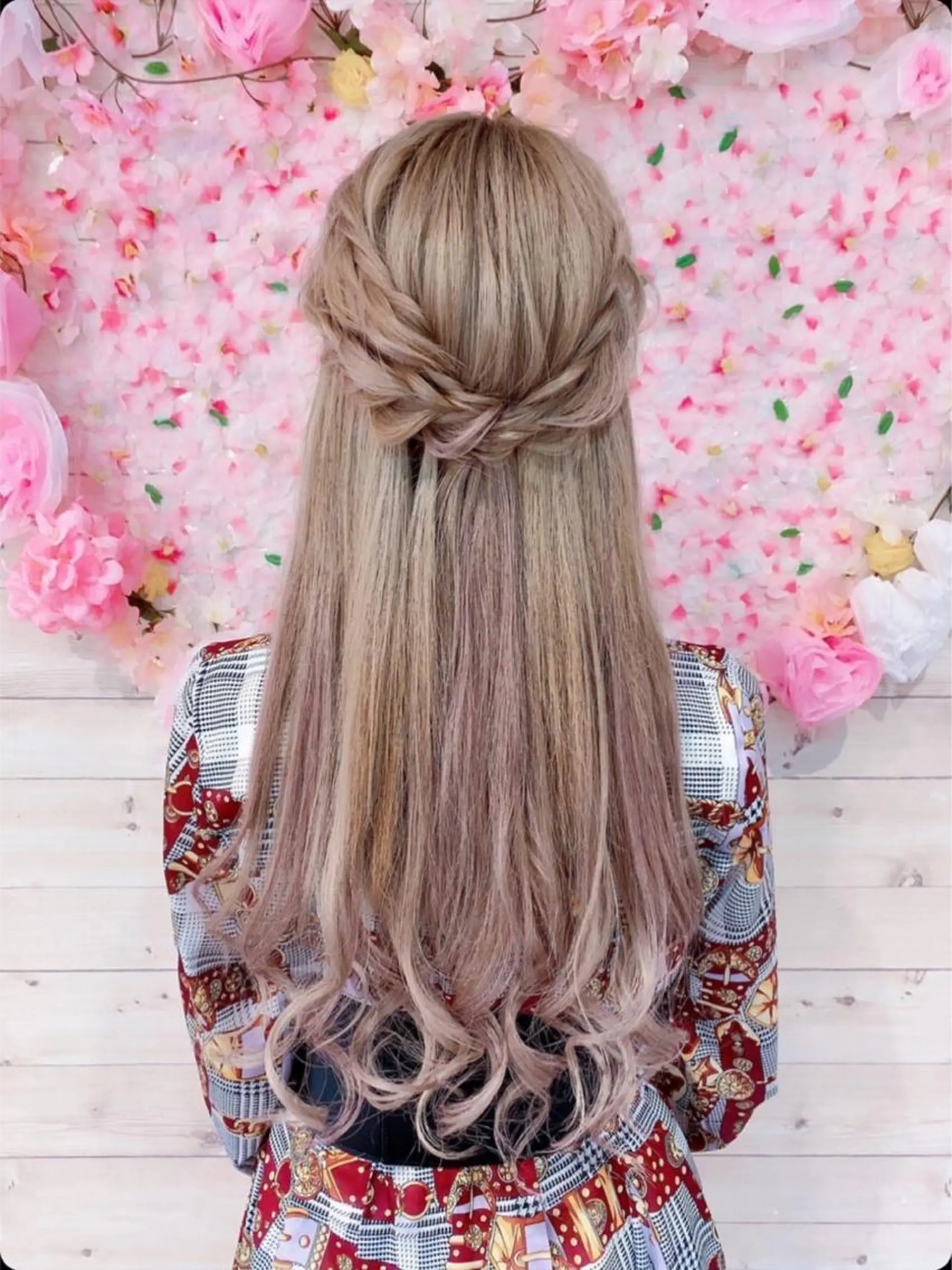 ロング ヘアアレンジ ヘアメイク エンカレッジのヘアスタイル