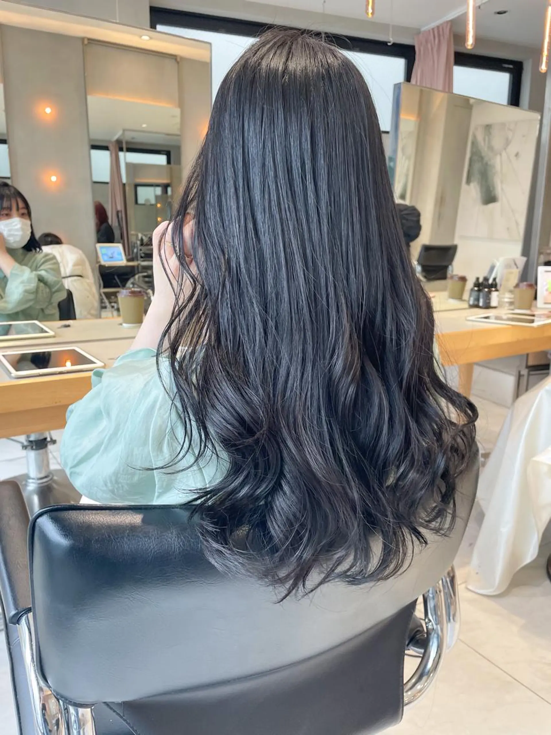 ロング カラー ヘアカラー トリートメント ヘッドスパ ヘアセット 圧倒的透明感カラー nana🦕のヘアスタイル