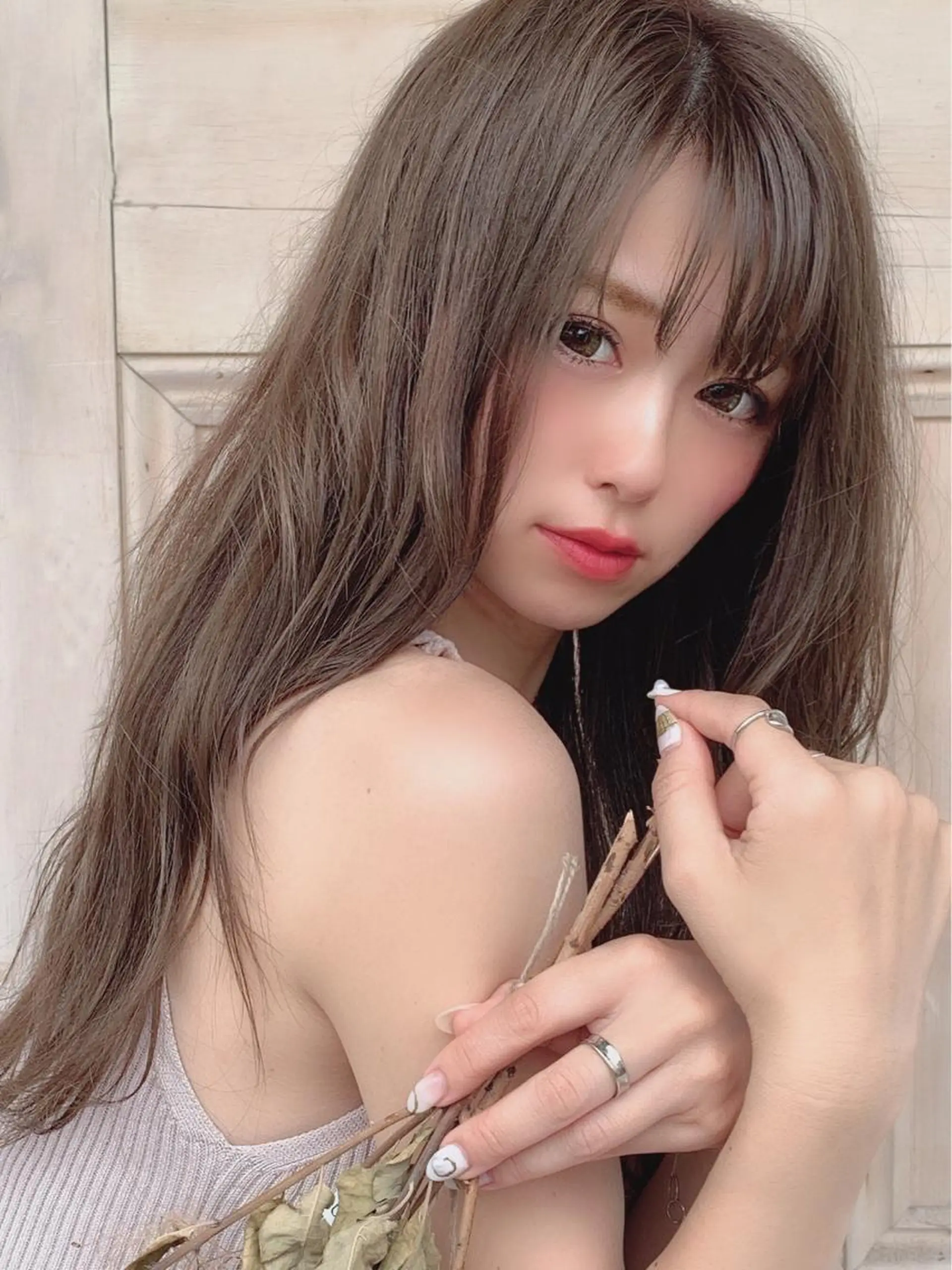 ロング YOKOI SHINJIのヘアスタイル
