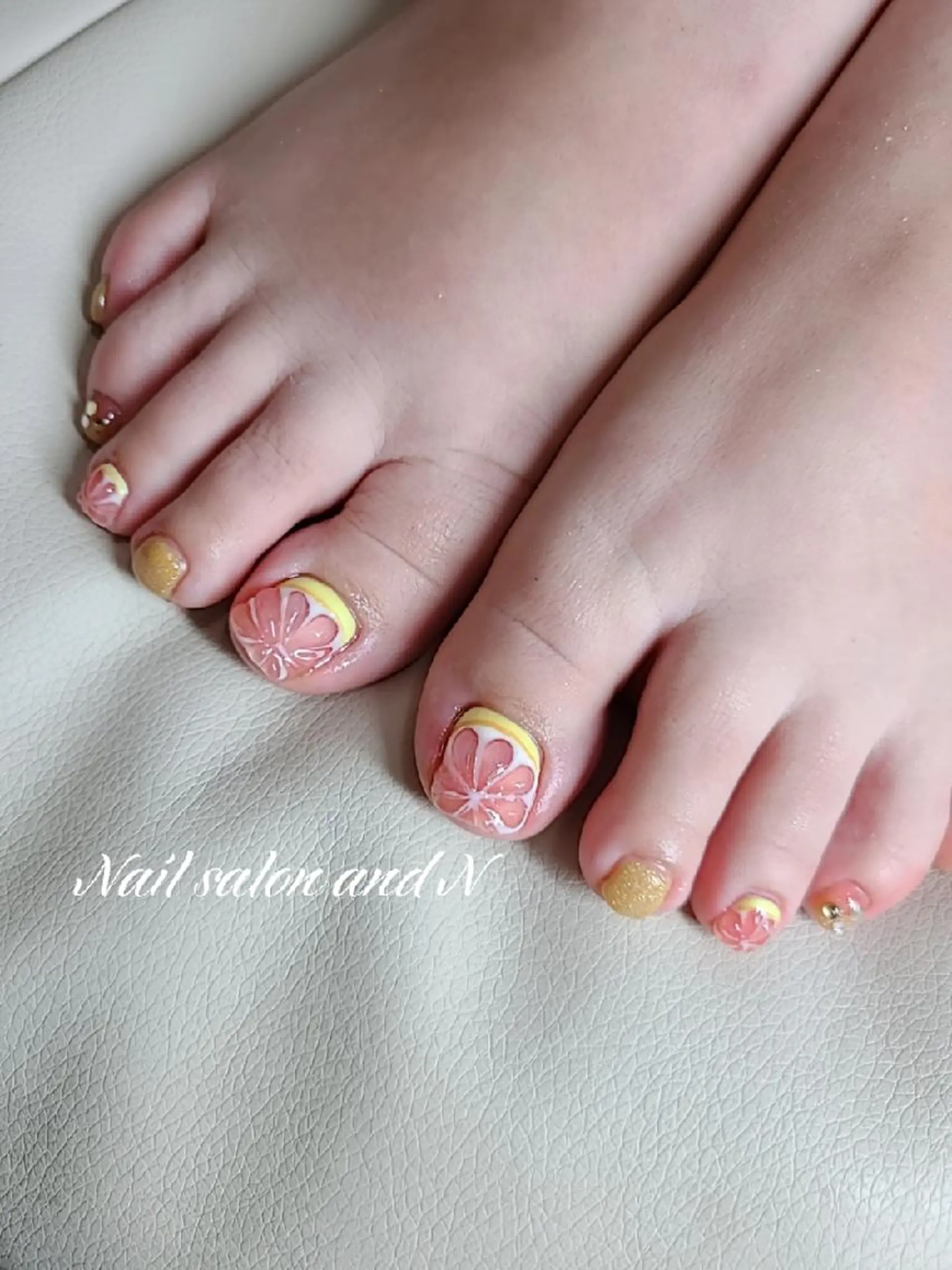 ネイル and Nのネイルデザイン