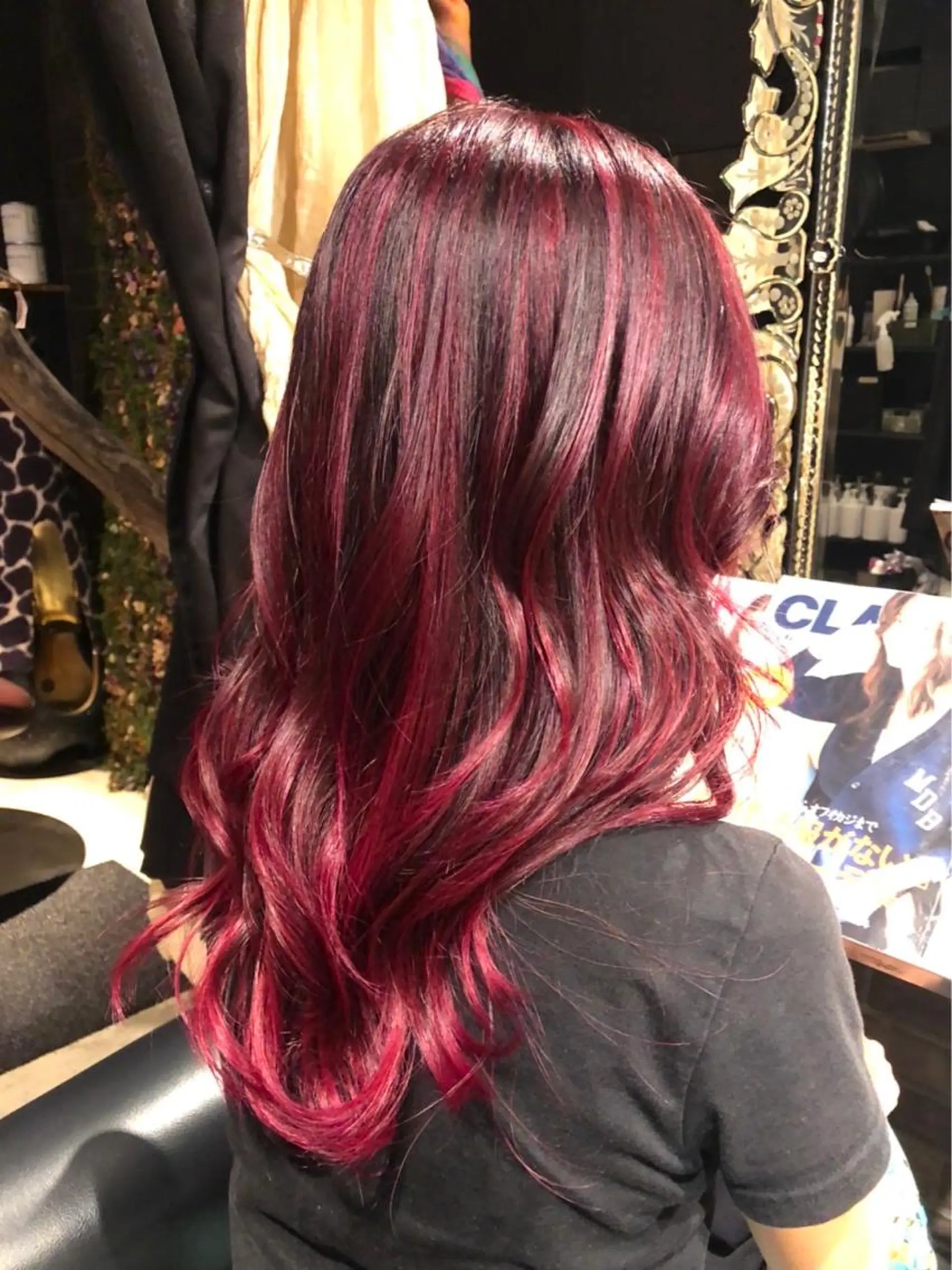 セミロング ヘアカラー アフィロス所属・五十嵐 舞のヘアスタイル