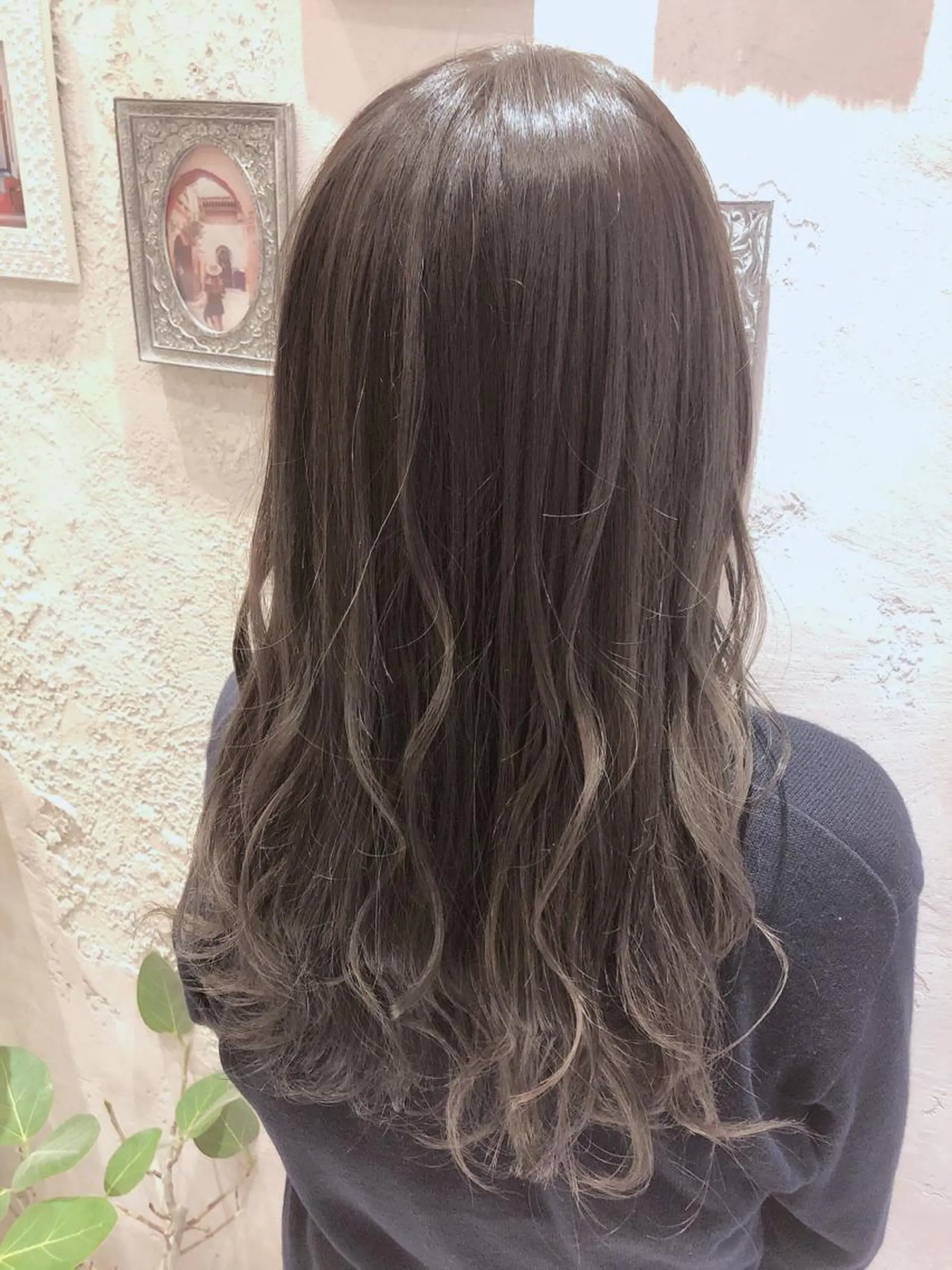 ミディアム カット ヘアカラー トリートメント 代表山口ひな 髪質改善のプロのヘアスタイル