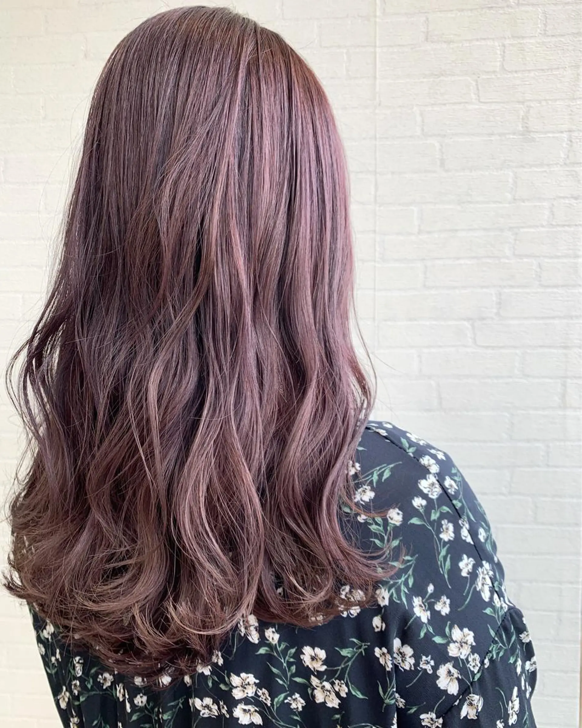 ロング カラー 立川 奈那子のヘアスタイル