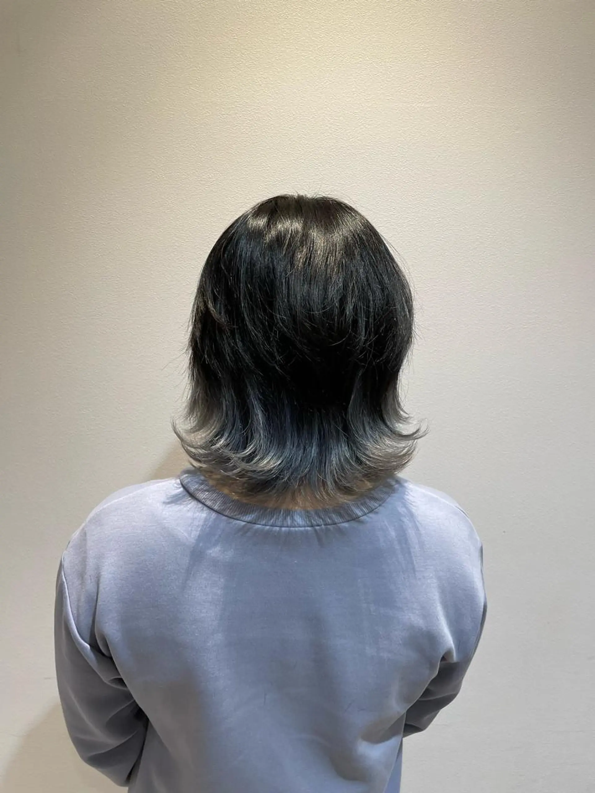 ミディアム カット ヘアカラー 縮毛矯正×髪質改善× 艶髪カラー 小笠原躍のヘアスタイル