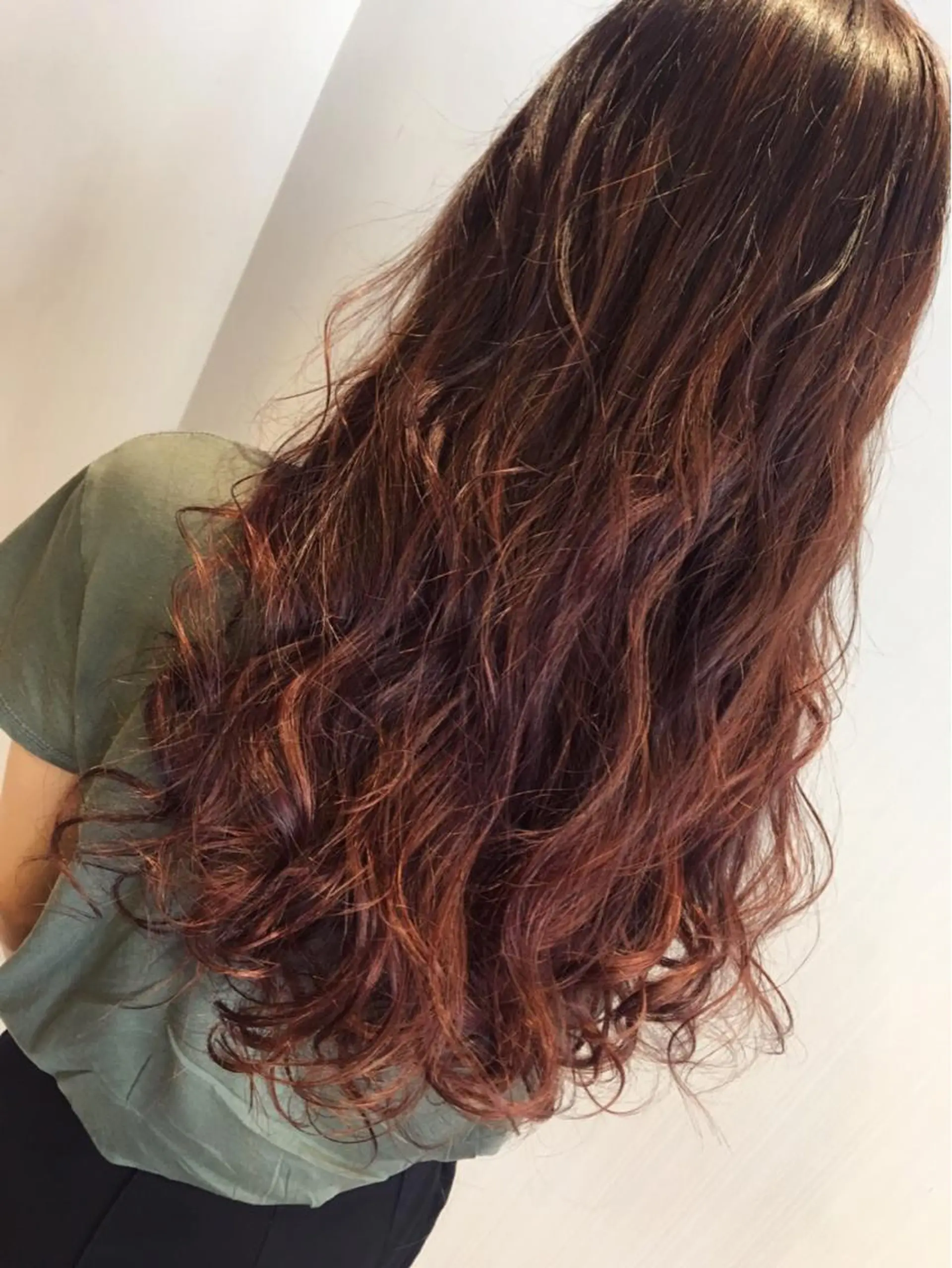 カラー 【mokuオーナー】 ちはるのヘアスタイル