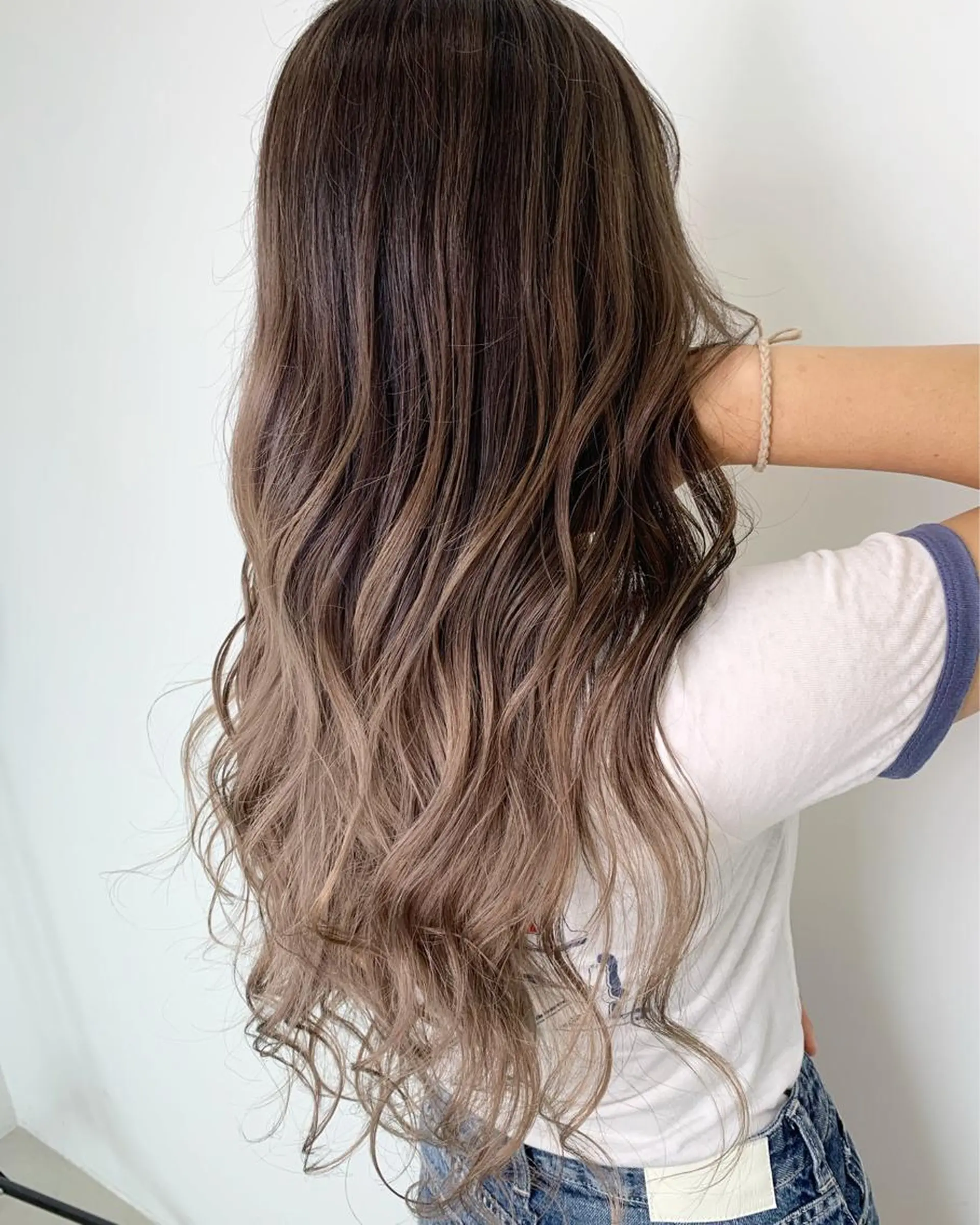 ロング カット ヘアカラー トリートメント 山田 絵里菜のヘアスタイル