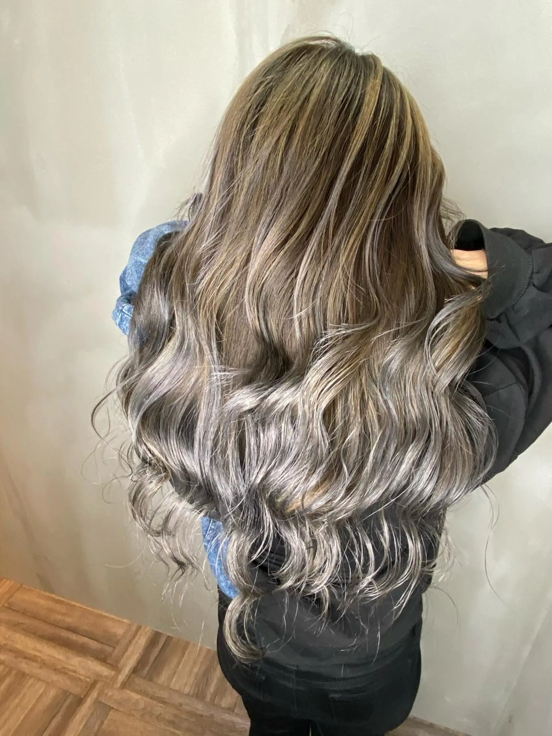 ロング カラー ヘアアレンジ Belle hair Design青野大貴のヘアスタイル