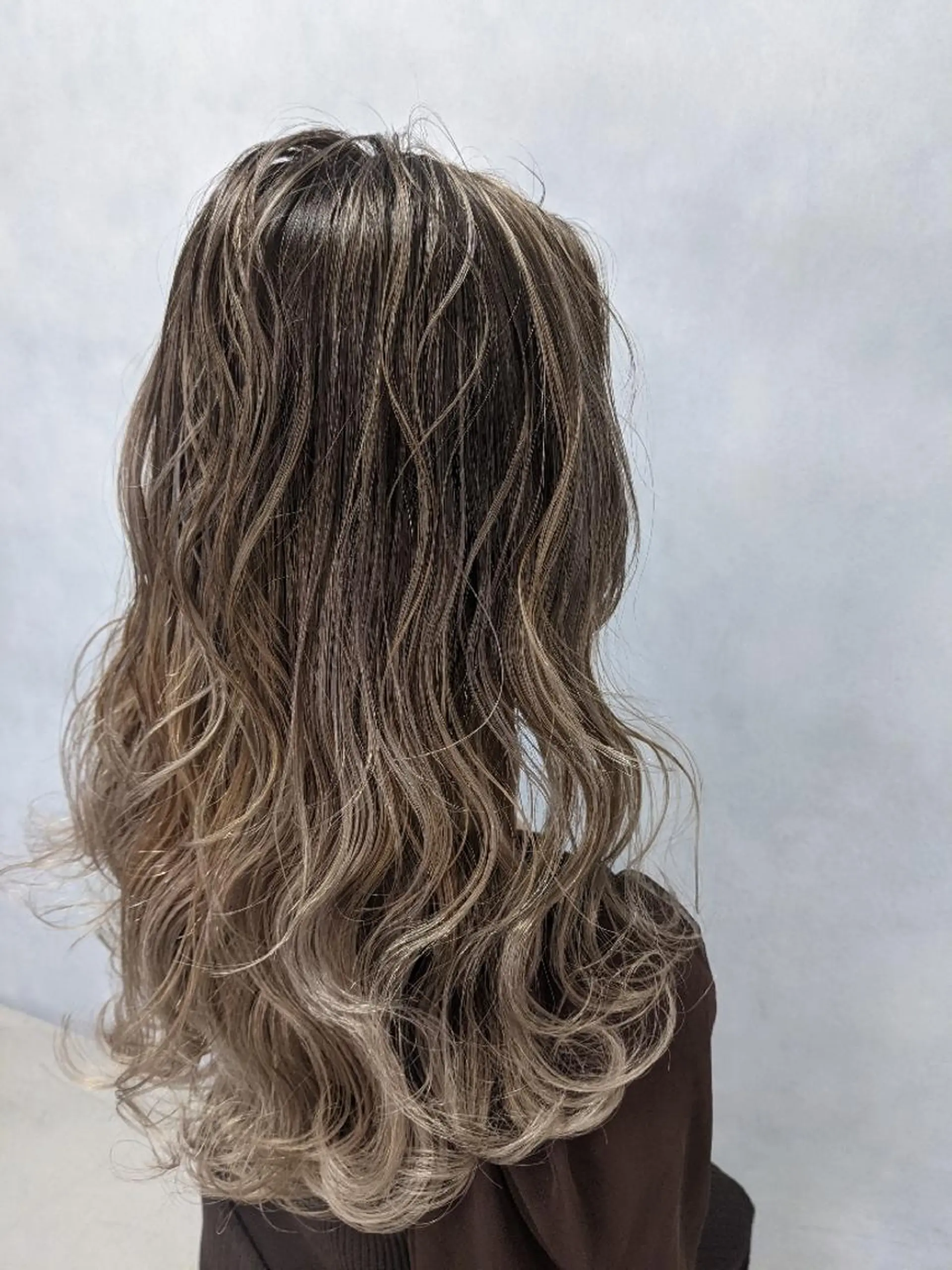 ロング ヘアアレンジ レイヤーカット カット 縮毛矯正 トリートメント nameless髪質 改善ブリーチ心斎橋のヘアスタイル