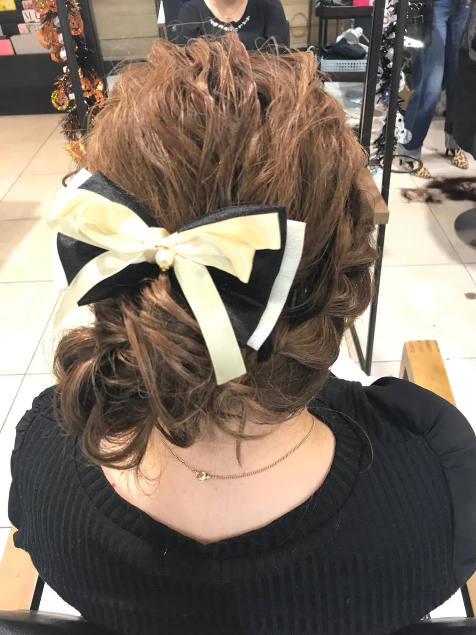 セミロング ヘアアレンジ shi hoのヘアスタイル