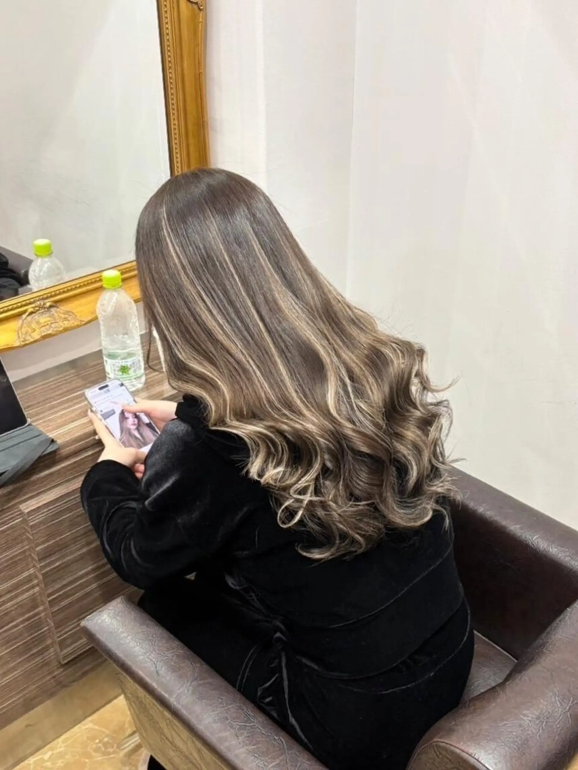 ロング カラー ヘアアレンジ シールエクステ バレイヤージュ ブリーチ ケアブリーチ ダブルカラー LIP 大阪本店 エクステ 堀谷和孝のヘアスタイル