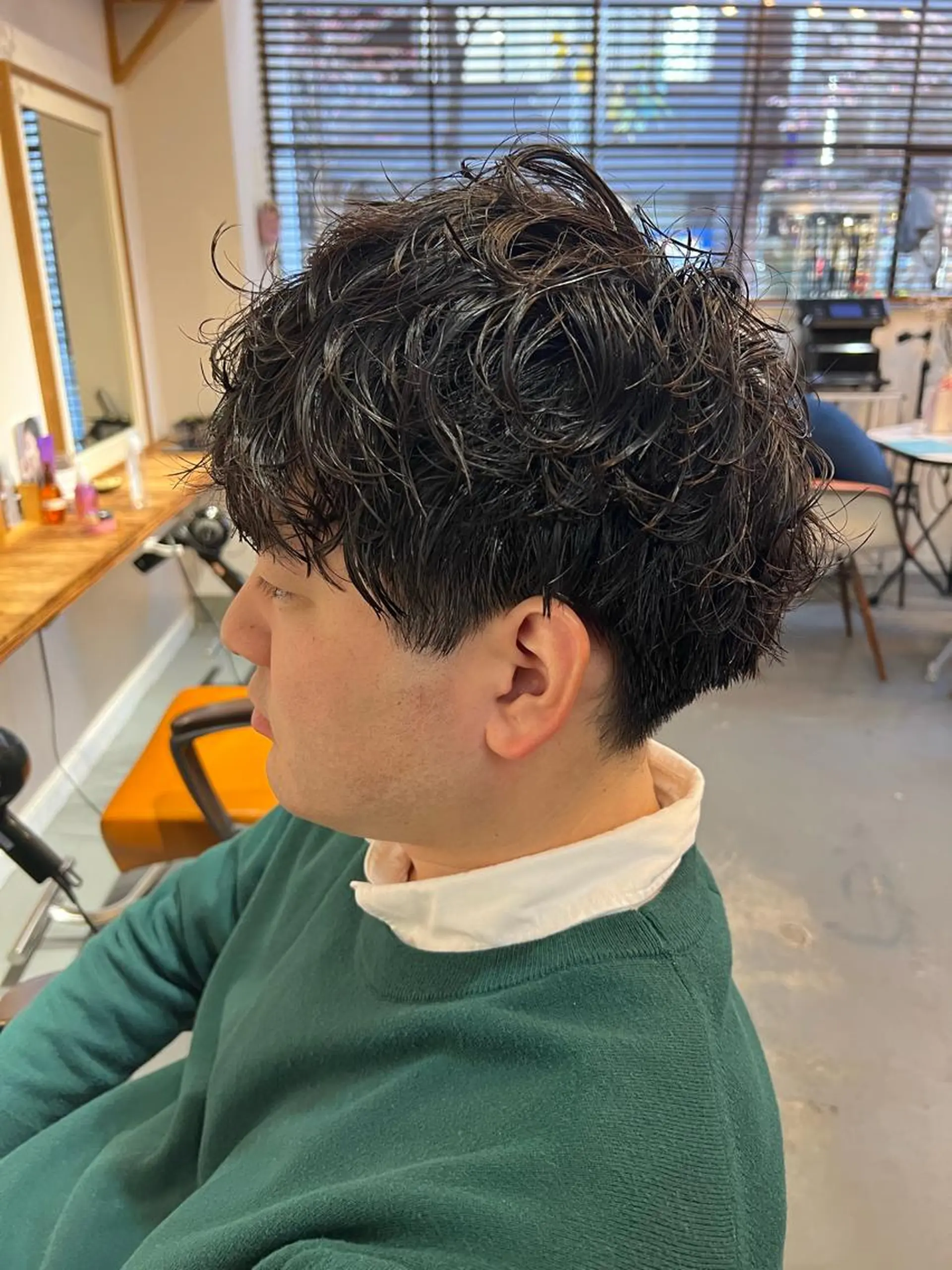 パーマ メンズ センターパート マッシュ メンズパーマ メンズショート ツイストスパイラルパーマ カット パーマ ⭕️メンズパーマ⭕️ 山口　裕太郎のヘアスタイル