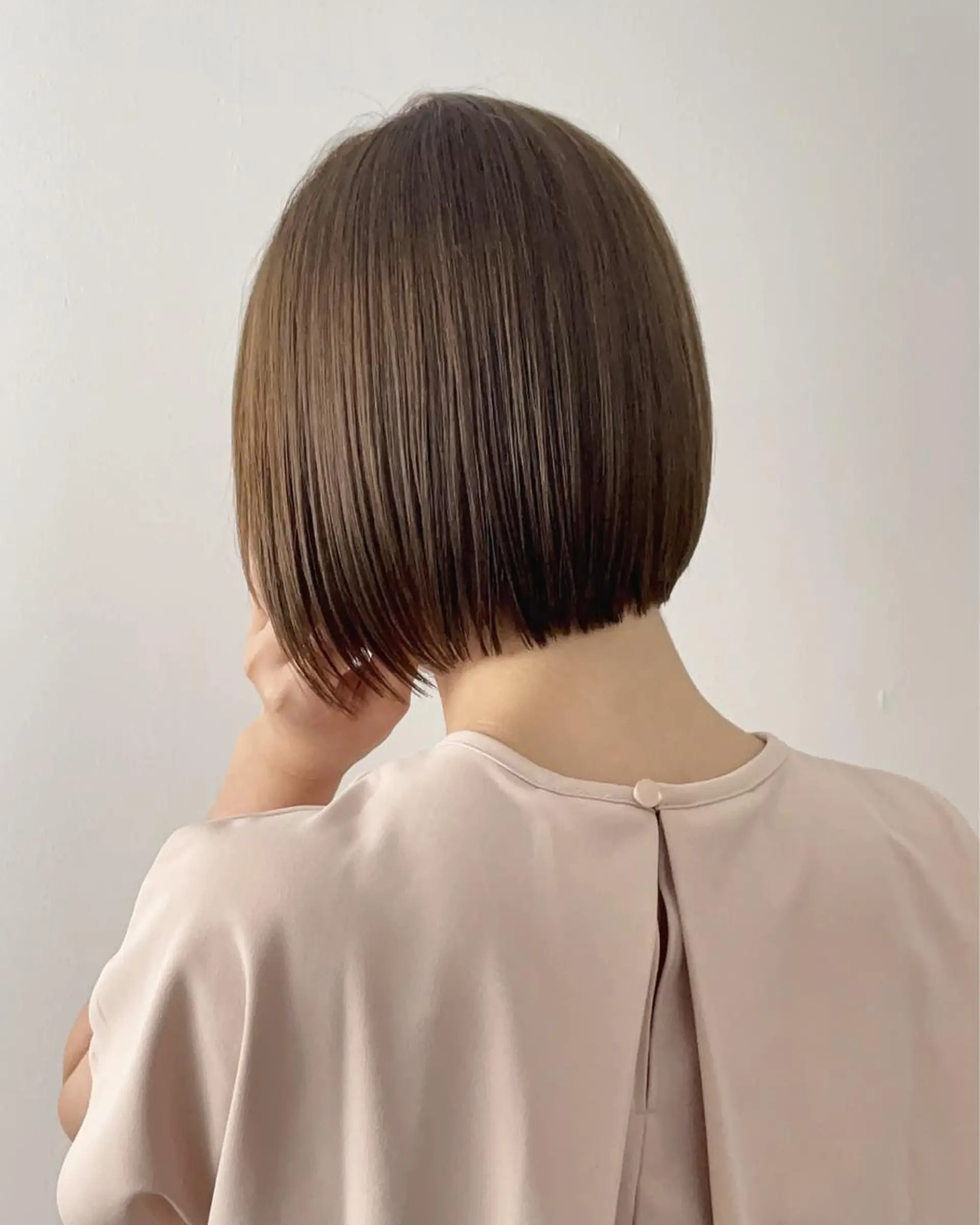 ショート カラー カット ヘアカラー トリートメント 上村 良一のヘアスタイル