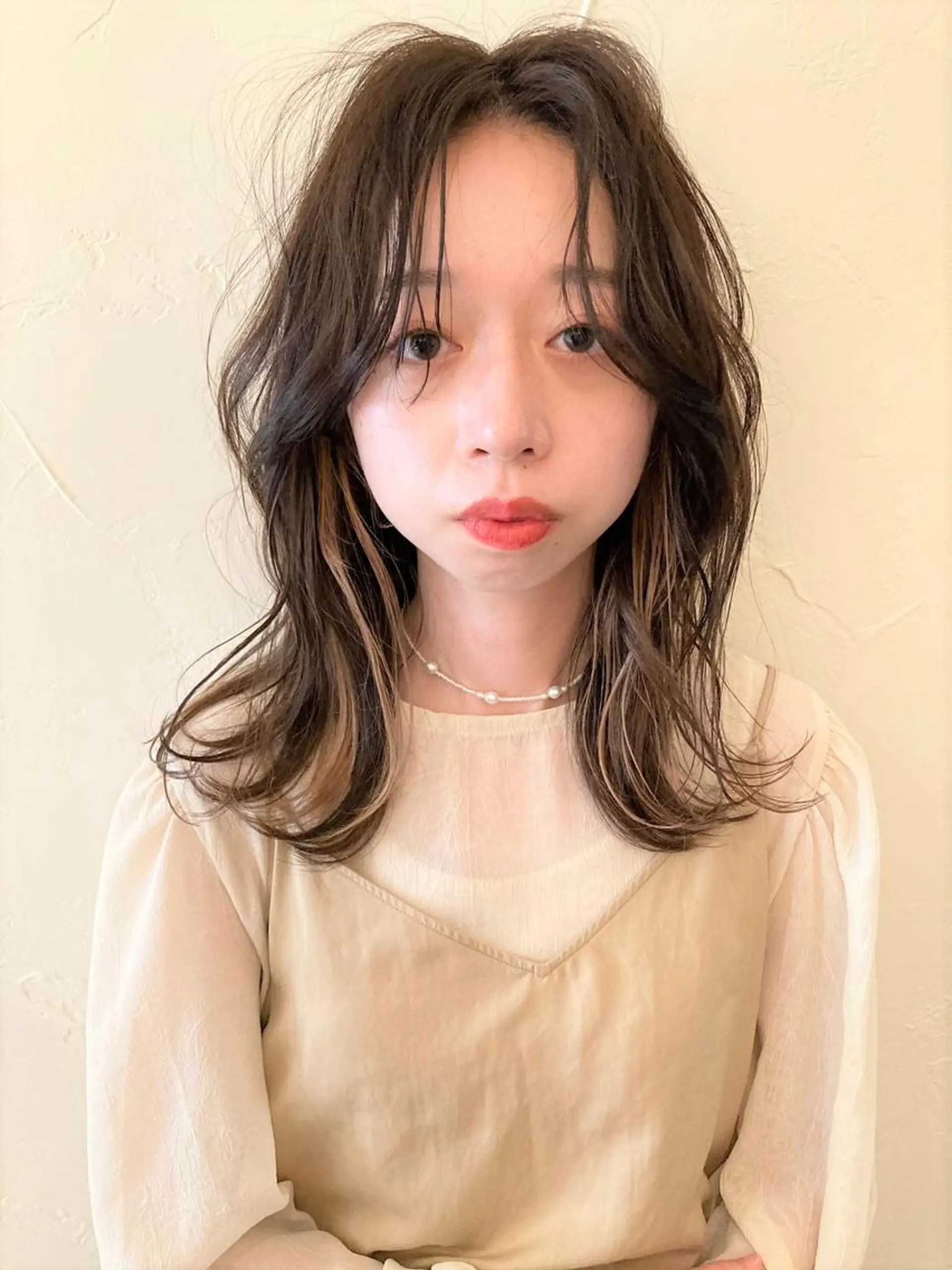 ミディアム シマダ アユミのヘアスタイル