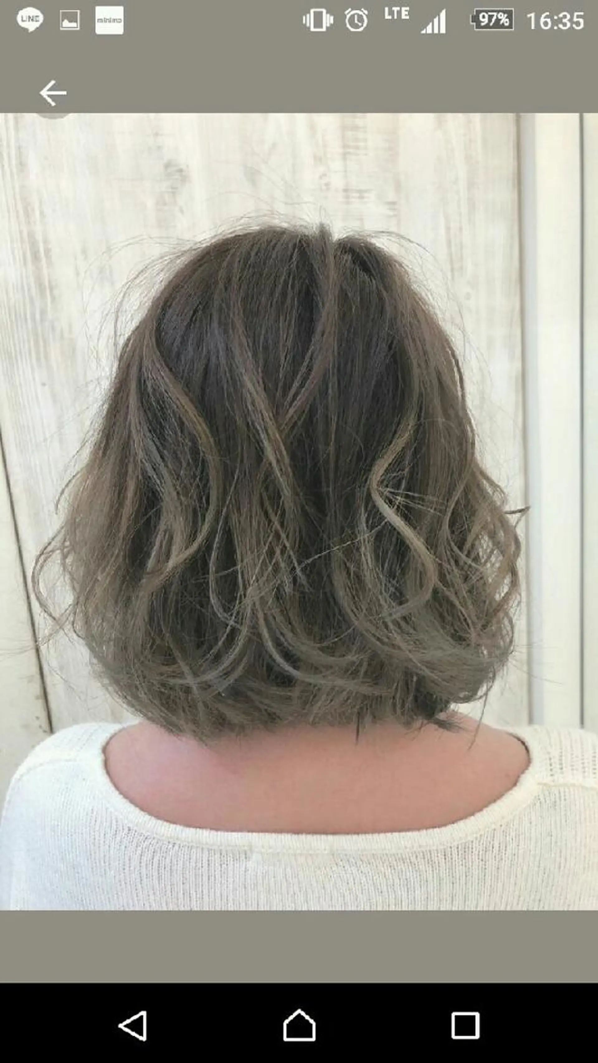 ショート カラー バレイヤージュ レイヤーカット ショートヘア 艶髪クリエイター🪽 秋田 聖也のヘアスタイル