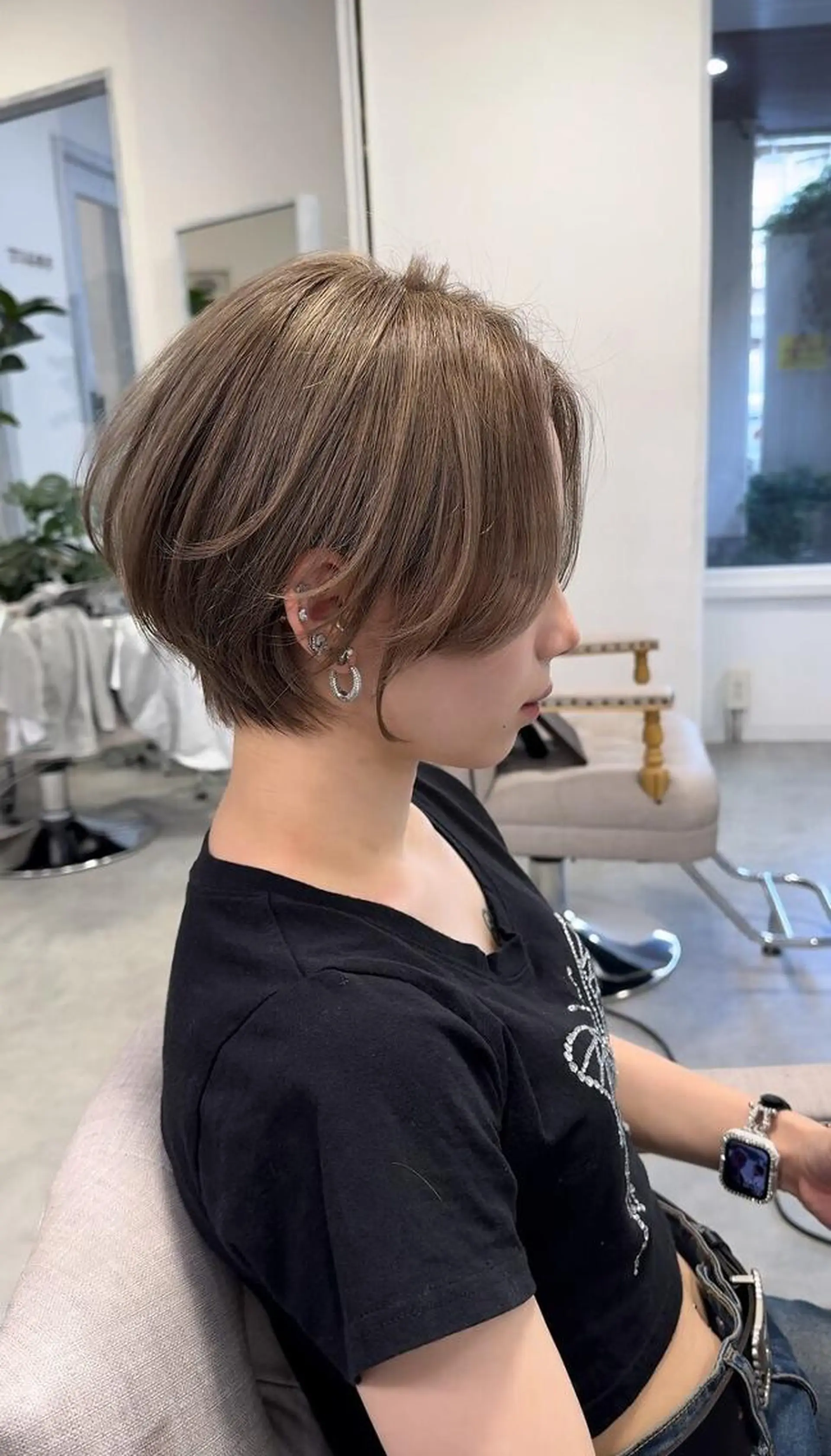 セミロング カラー ベージュカラー ブリーチ 透明感カラー ハイライトカラー ブリーチなしカラー TIGRE for hairのヘアスタイル