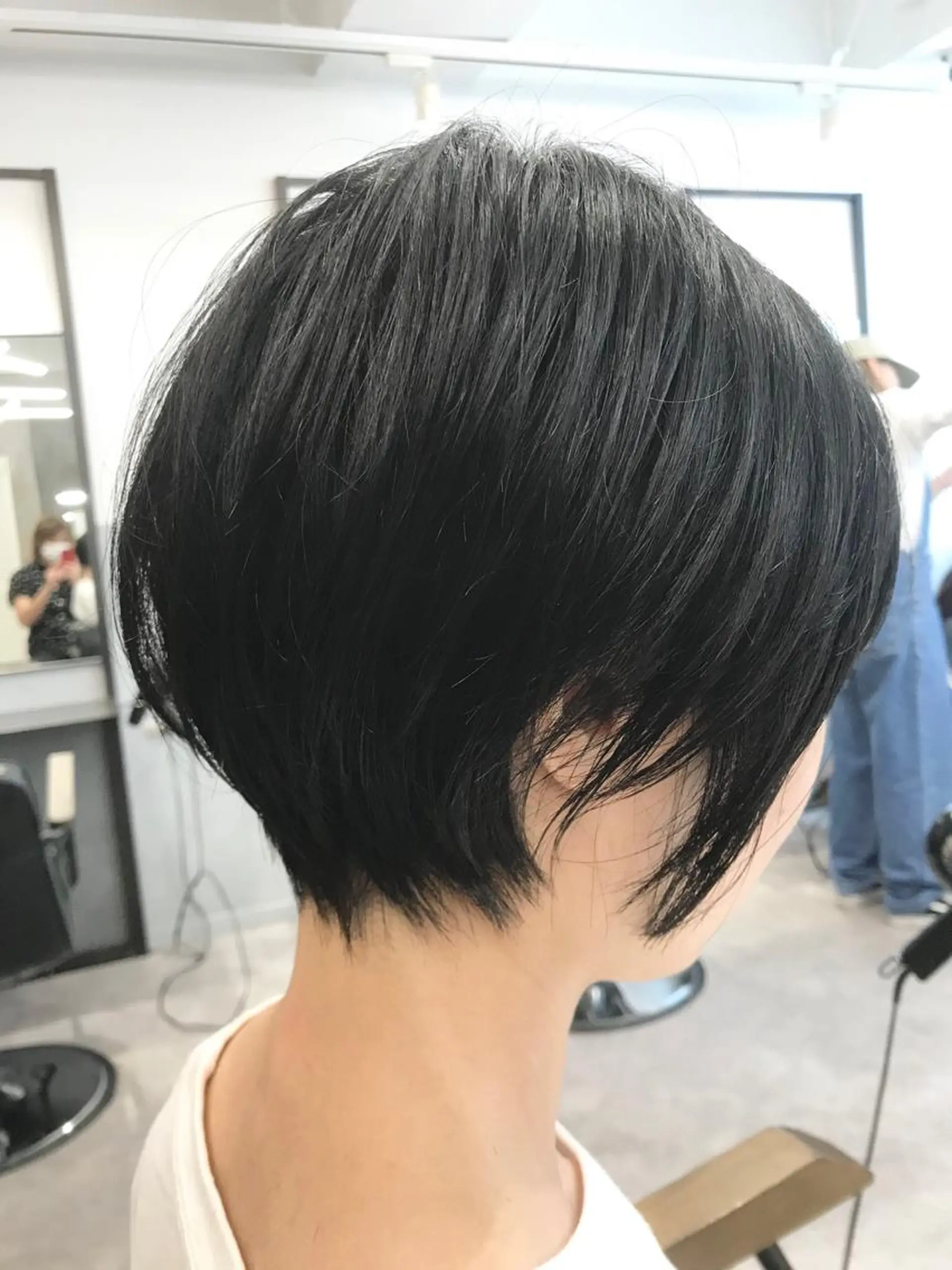 ショート カット ヘアカラー 色気レイヤー& ショートはお任せ🌟のヘアスタイル