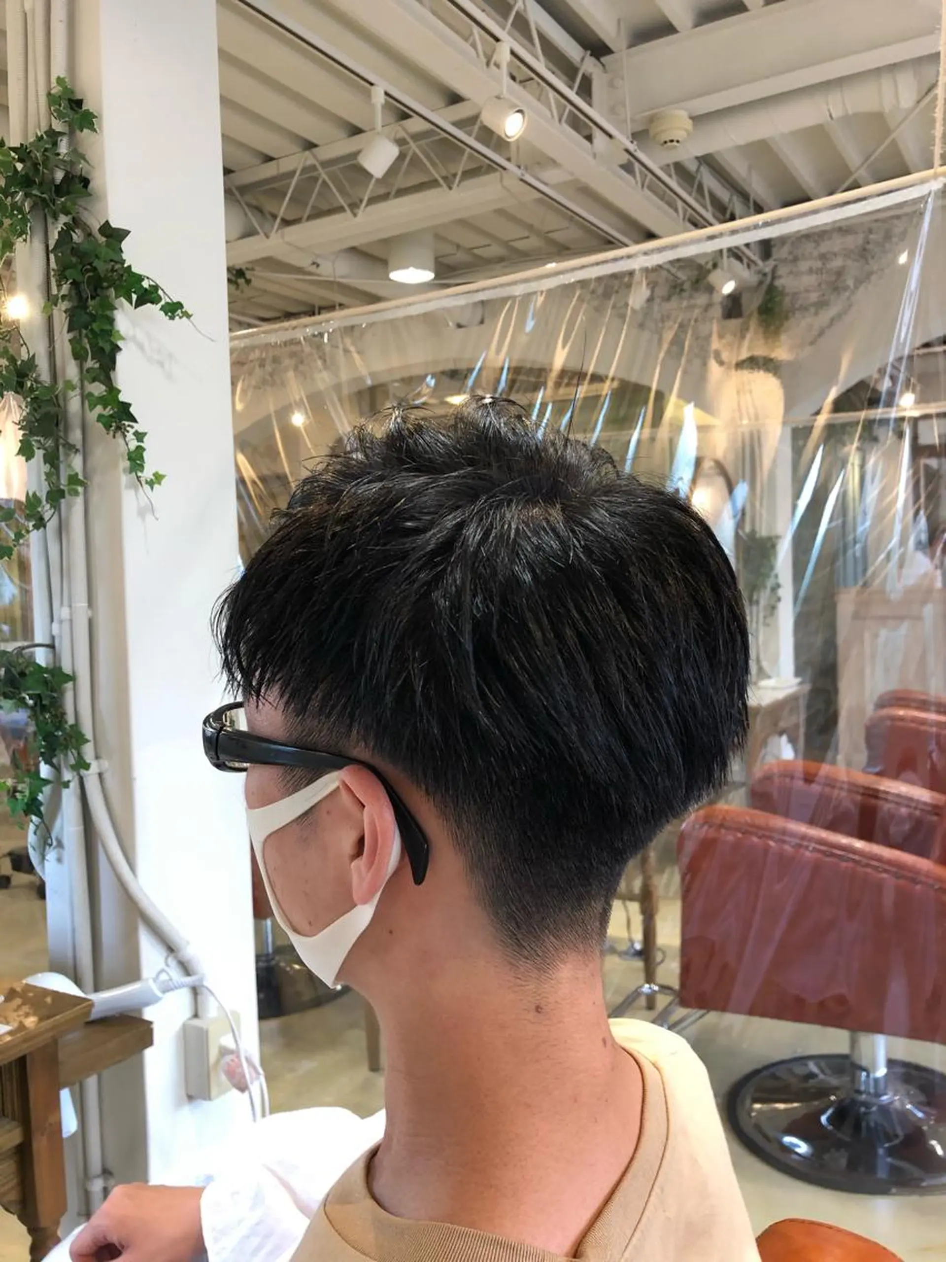 ショート カラー メンズ 黒髪 ブルーカラー ブルーブラック レイヤー/髪質改善 /YUUKI/船橋のヘアスタイル