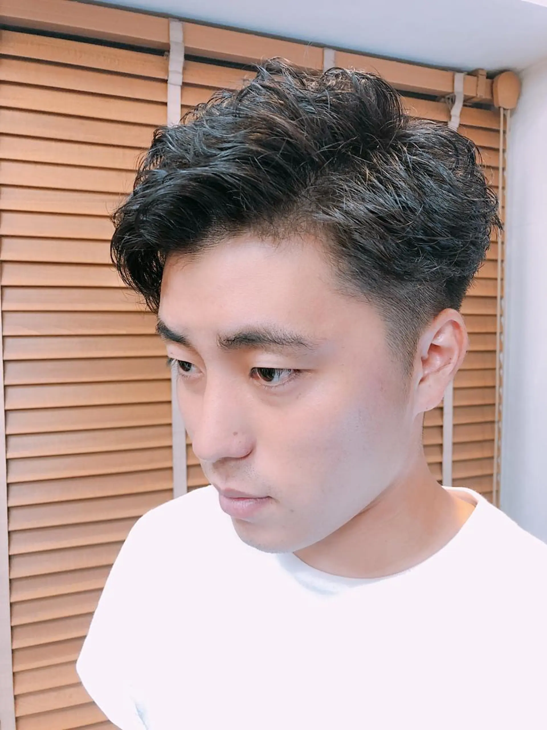 パーマ メンズ 筋野 稔貴のヘアスタイル