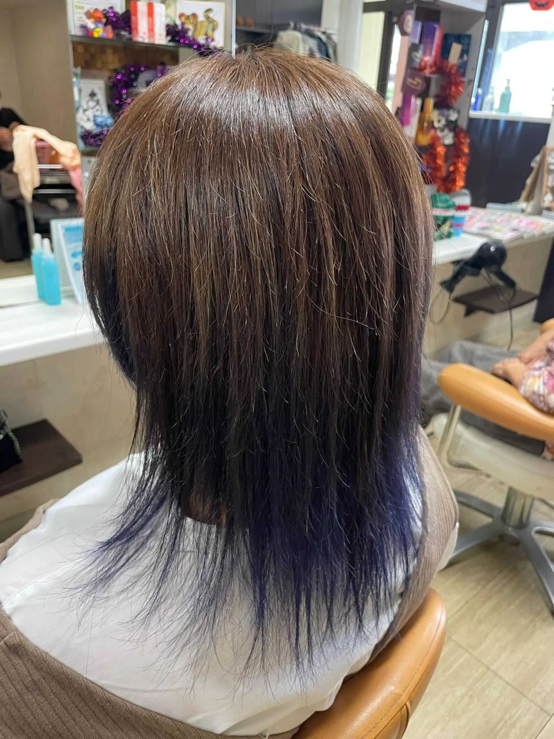 セミロング カラー ブルーカラー ヘアカラー 徳留 もも花のヘアスタイル