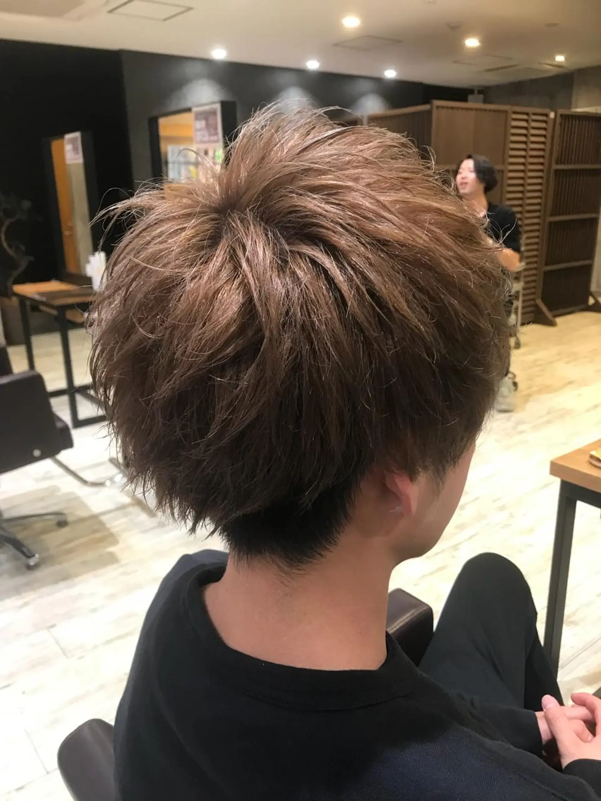 ショート カラー パーマ ヘアアレンジ メンズ キッズ ネイル マツエク・マツパ カット ヘアカラー トリートメント EnBlesS西宮 マンツーマン神道有基のヘアスタイル