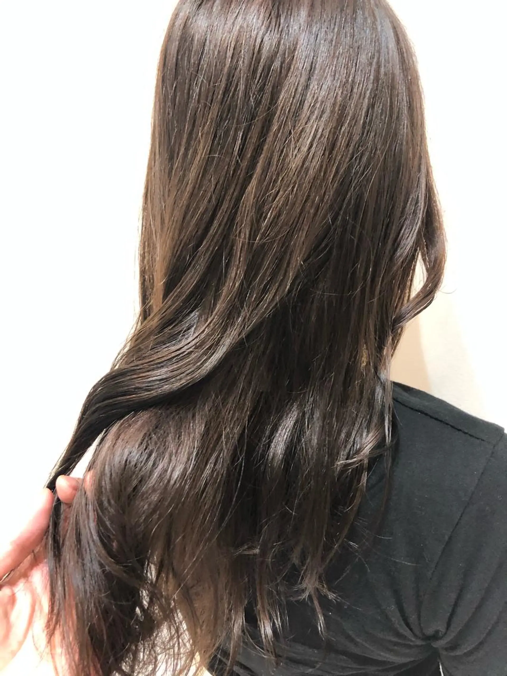ロング 髪質改善 ロング トリートメント カット ヘアカラー トリートメント ⭐️艶髪⭐️髪質改善 newi町田 山本のヘアスタイル