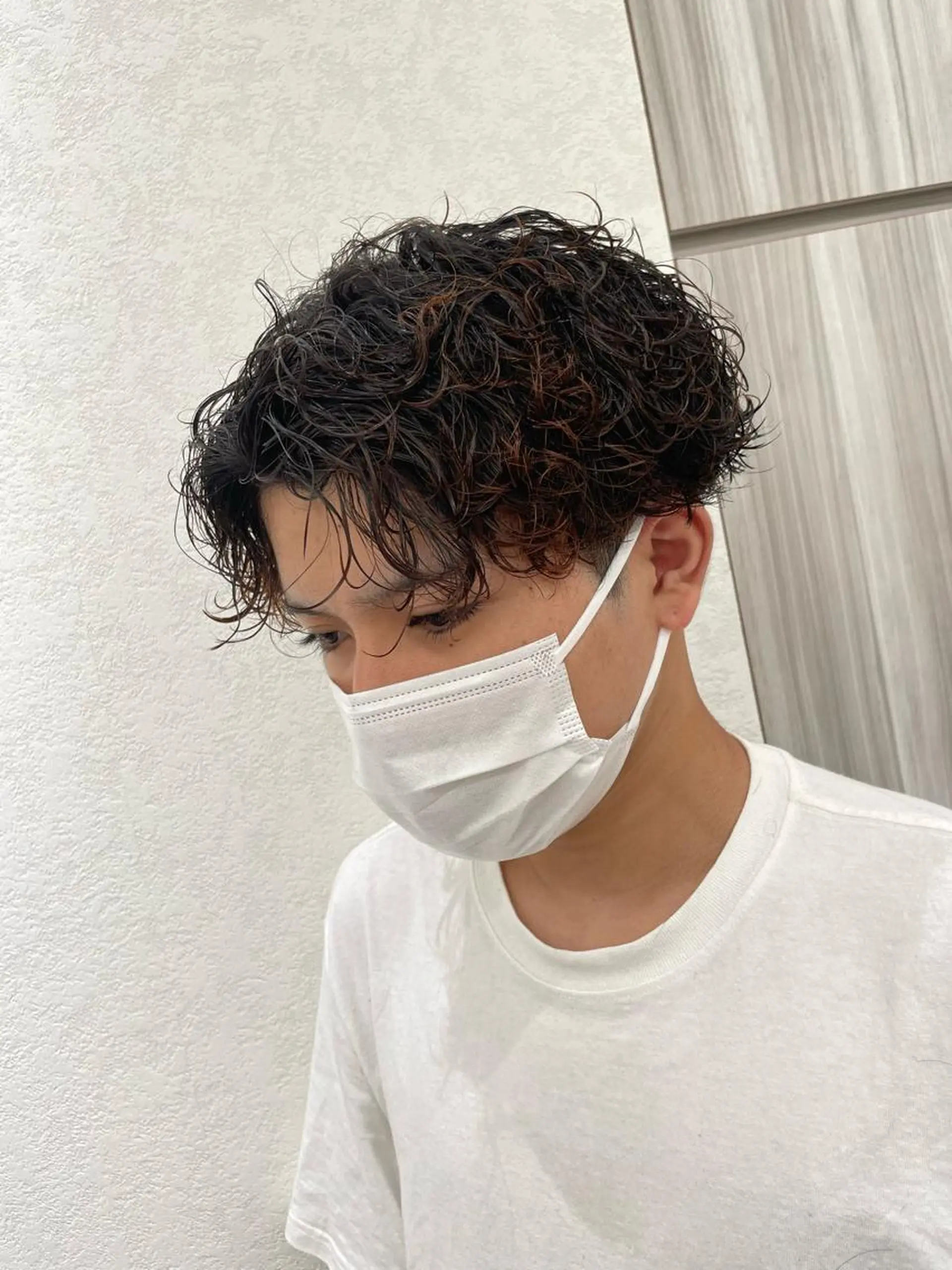 ショート パーマ メンズ センターパート カット メンズ特化/矢場町駅 徒歩1分/岡本一真のヘアスタイル