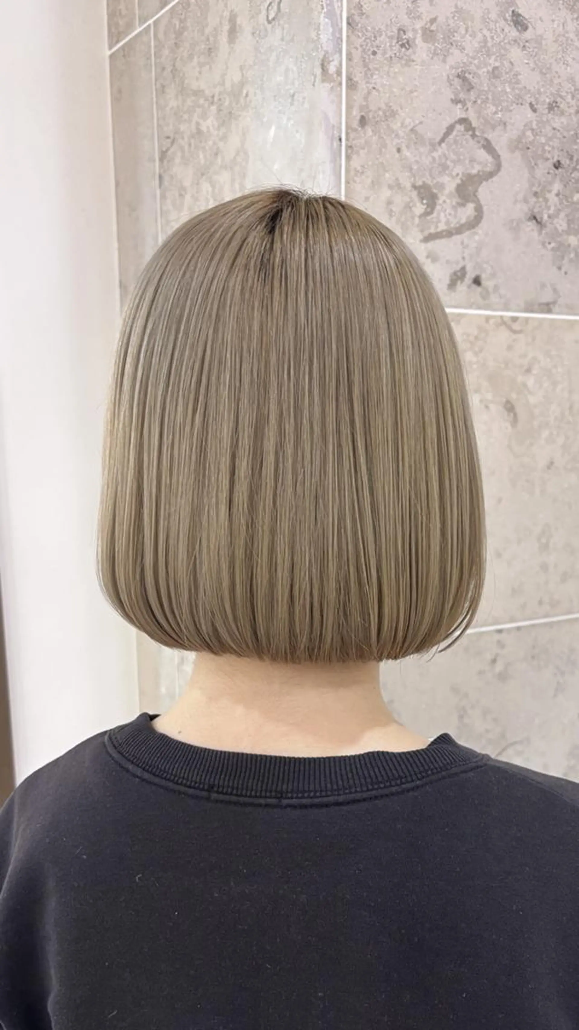 ショート カラー 二上 怜のヘアスタイル