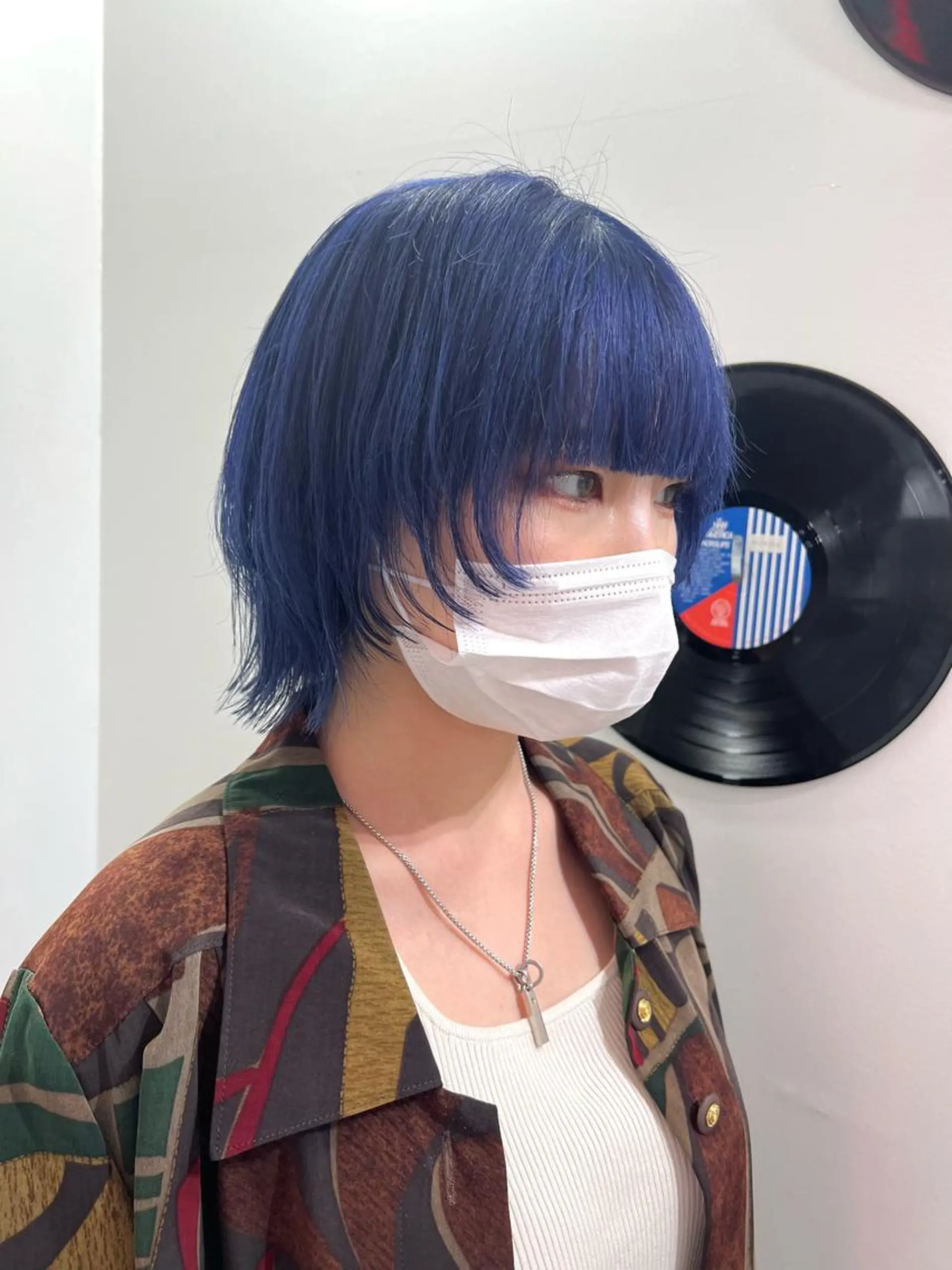 ショート カラー パーマ ヘアアレンジ 🧨ブリーチー×ボブ レイヤー💎じゅえるのヘアスタイル