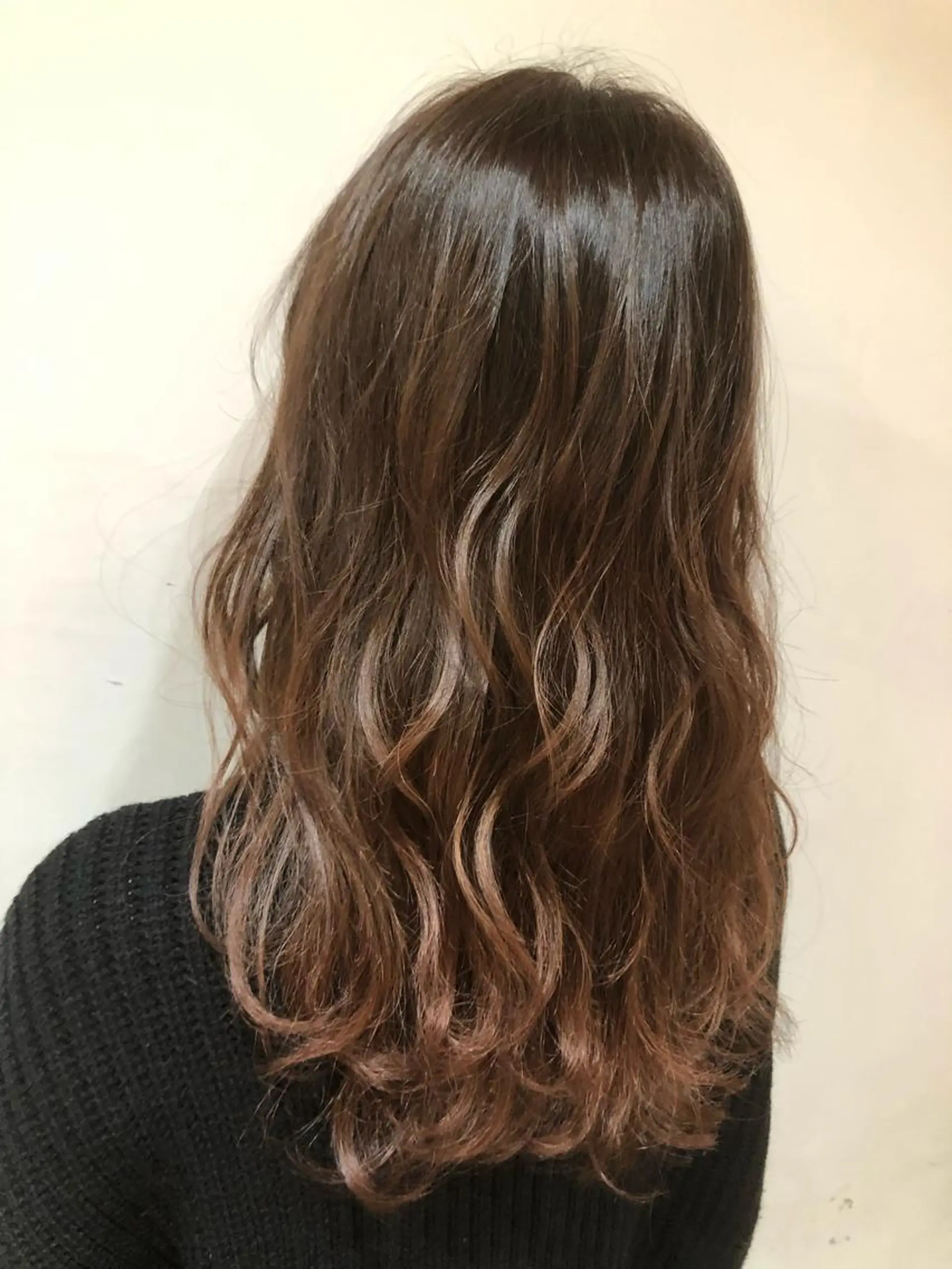 ロング 藤田 遼のヘアスタイル