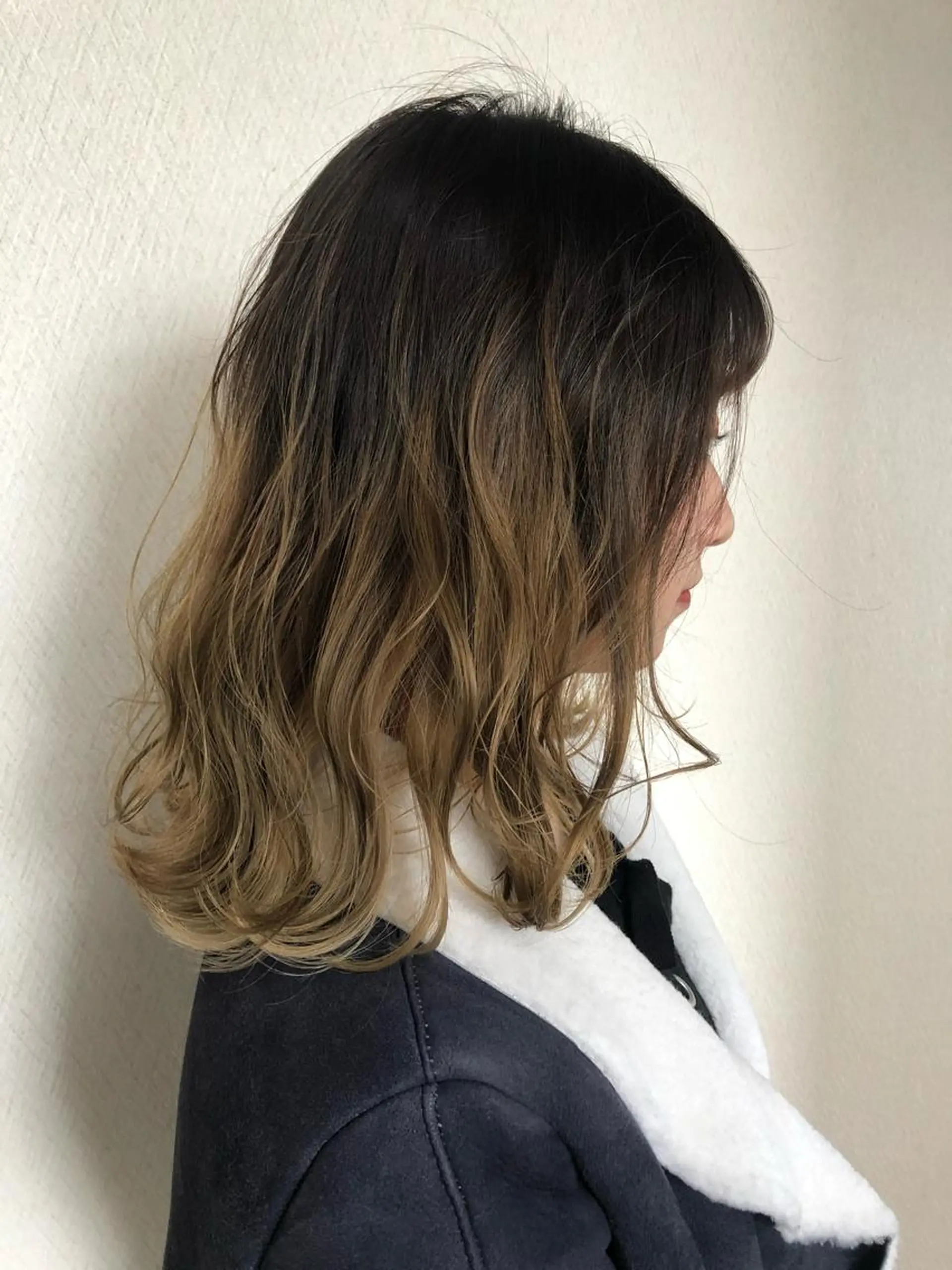 ミディアム カラー a rikaのヘアスタイル